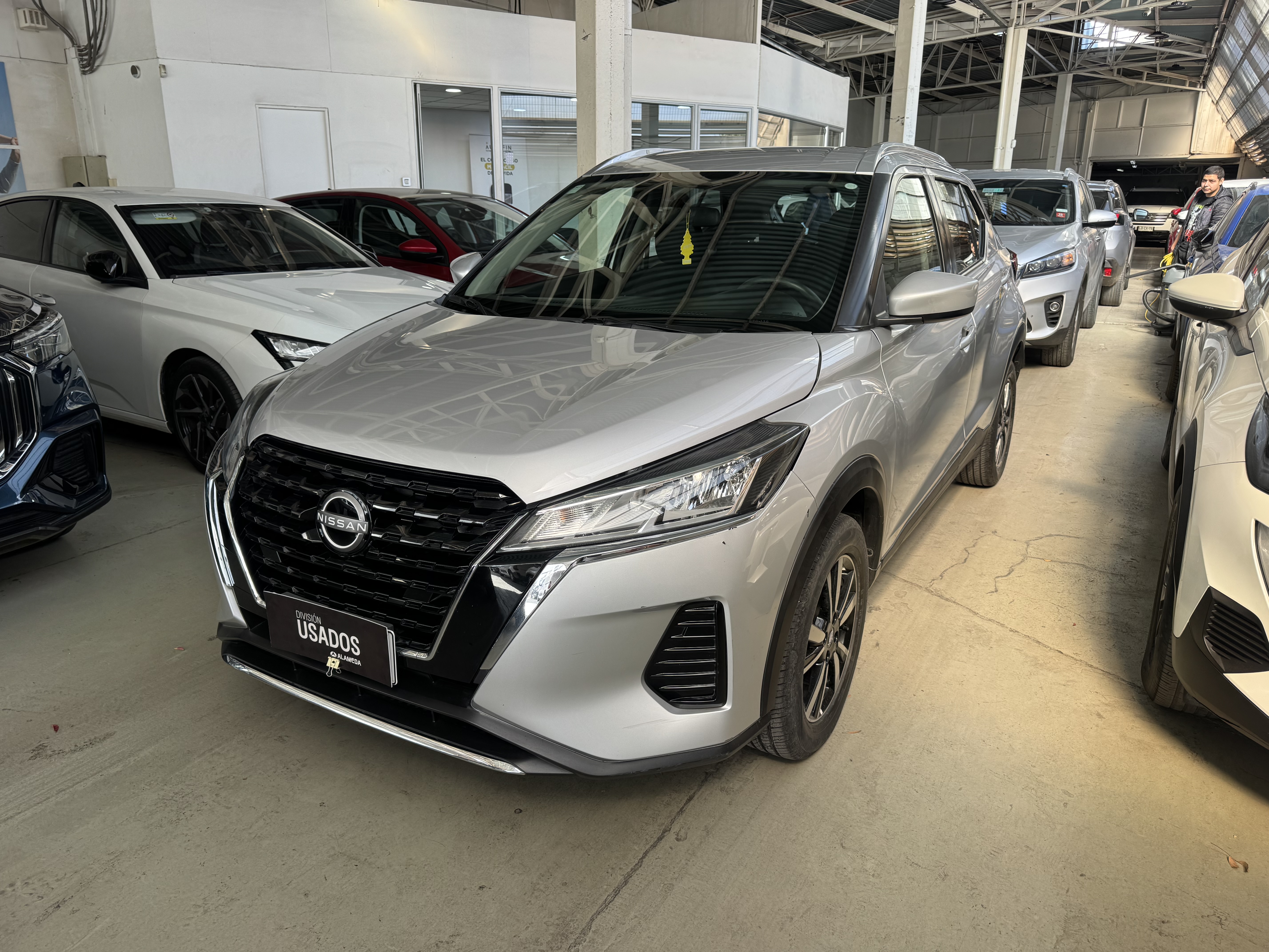 NISSAN KICKS MT 1.6