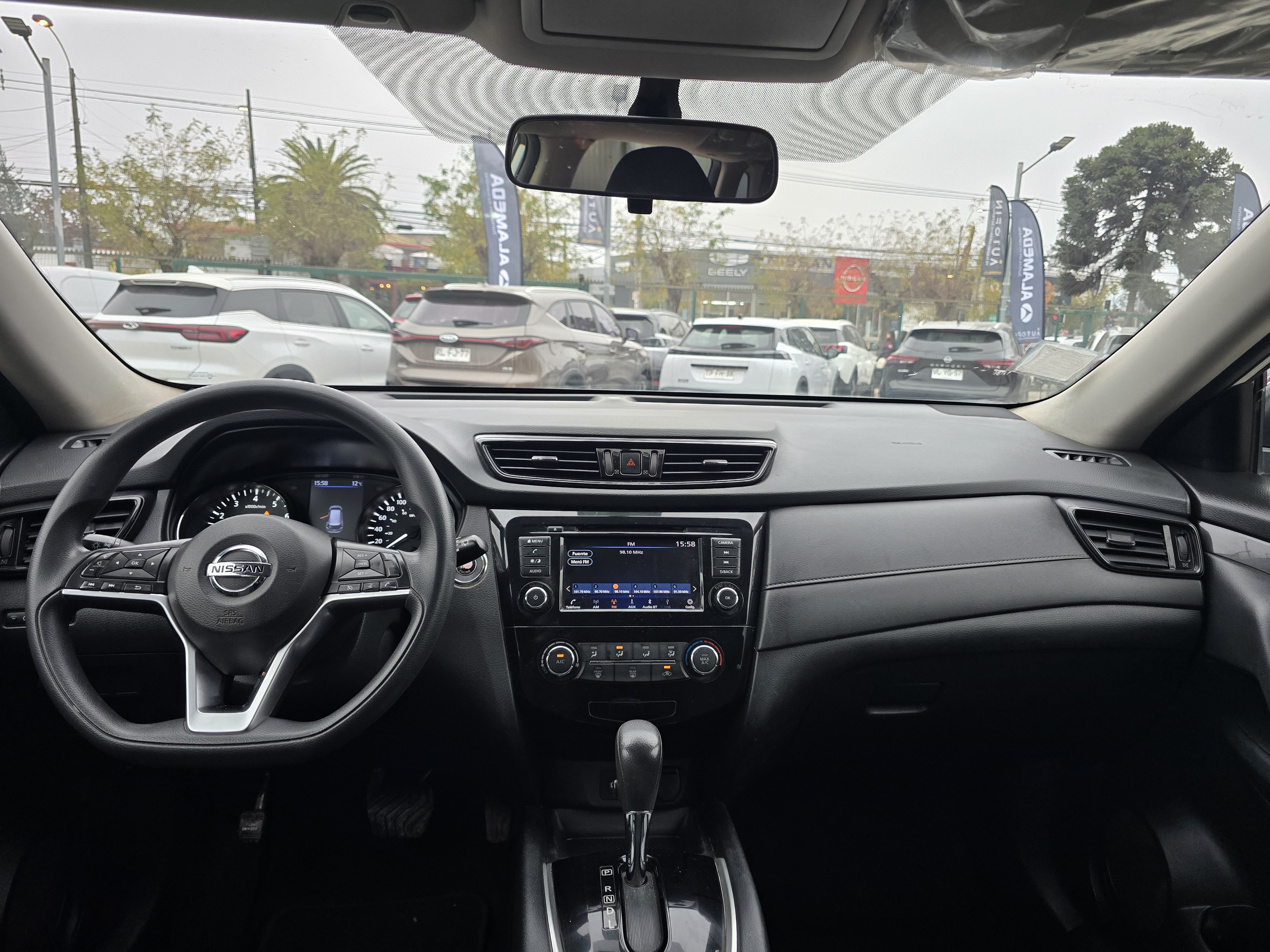 Nissan X Trail Sense — foto 3 de 18