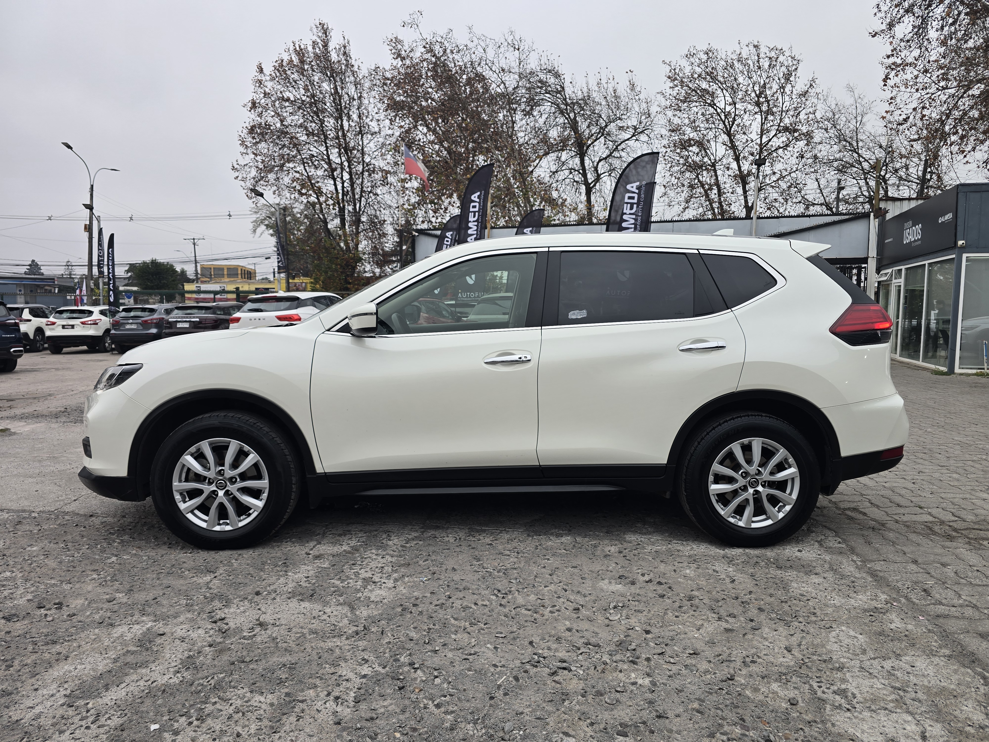 Nissan X Trail Sense — foto 18 de 18
