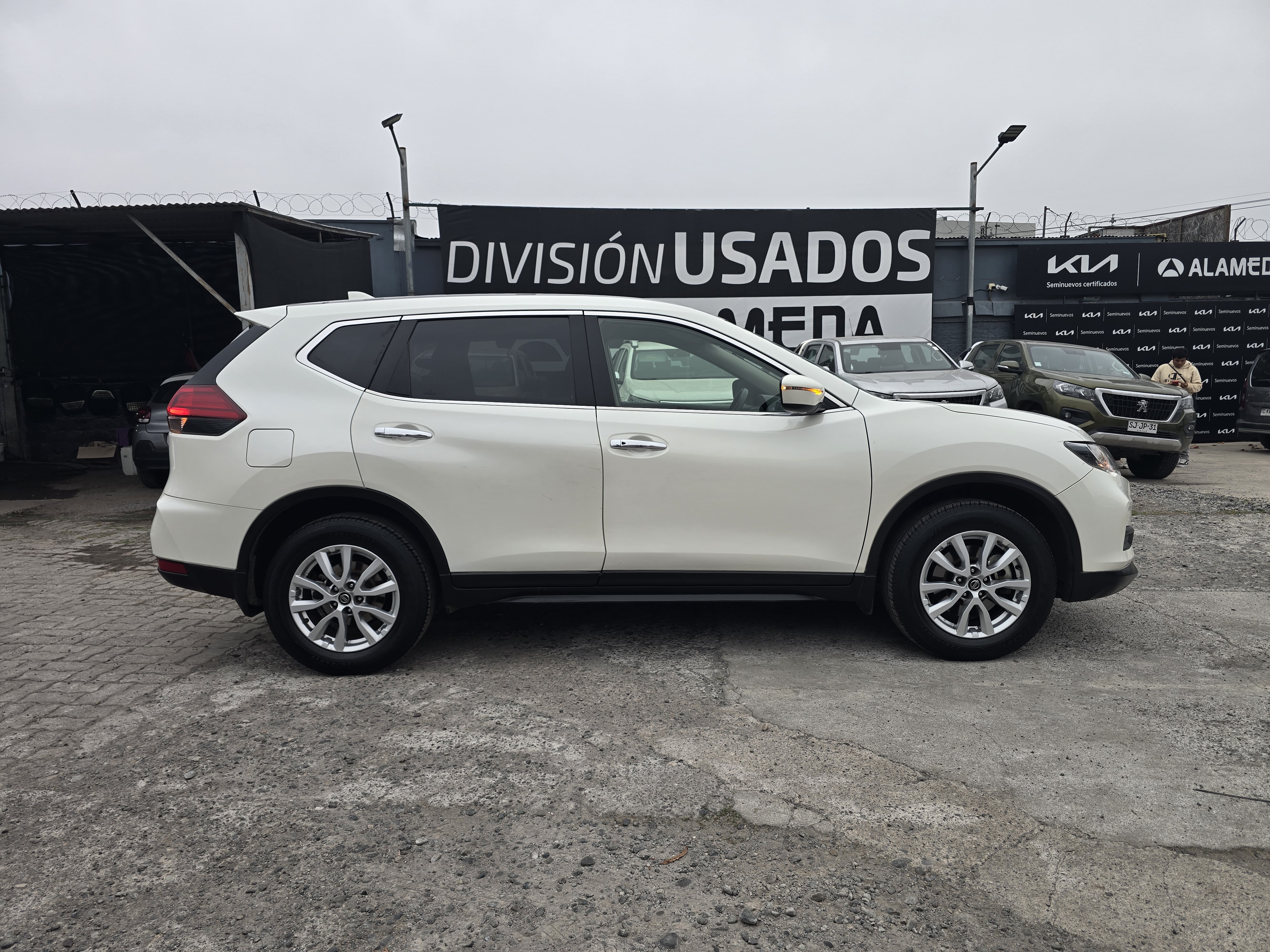 Nissan X Trail Sense — foto 14 de 18