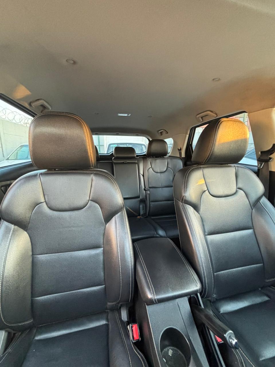 DFSK Suv560 — foto 5 de 6