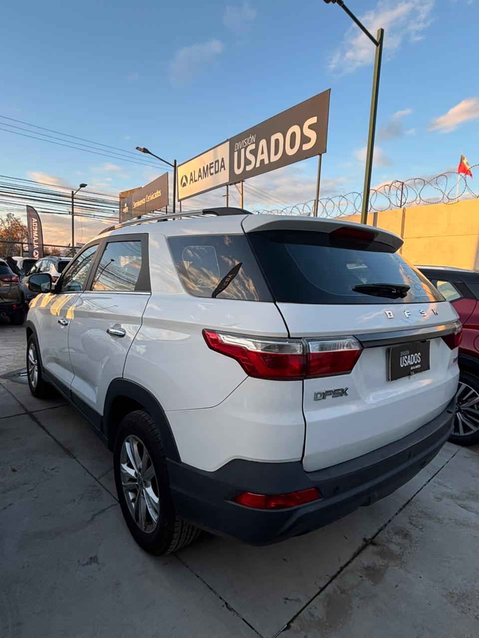 DFSK Suv560 — foto 3 de 6