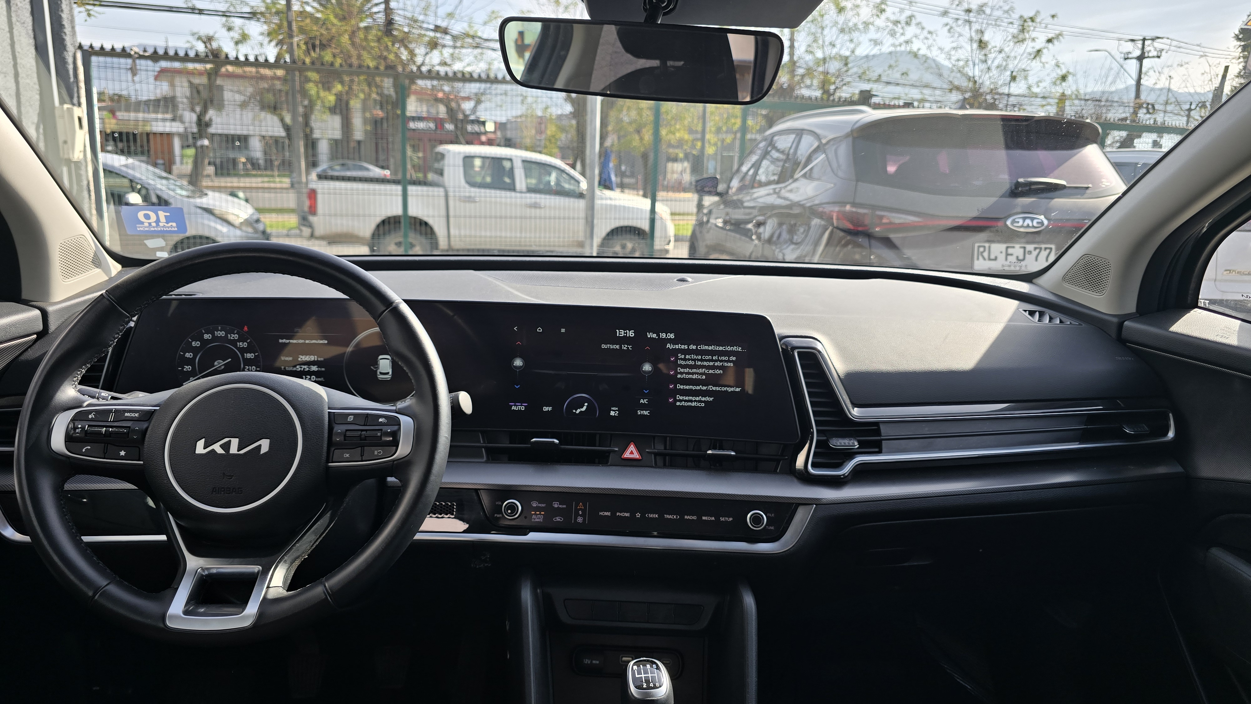 KIA Sportage — foto 7 de 9