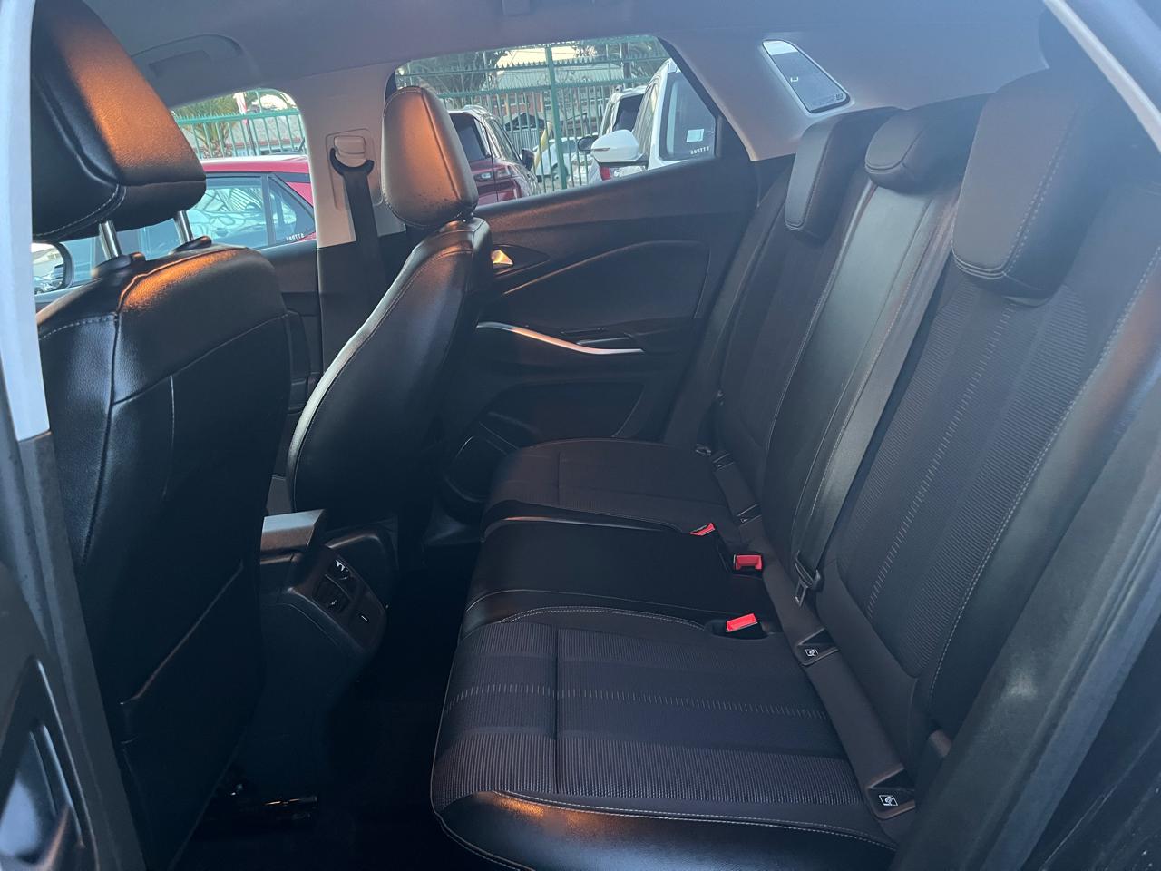 Opel Grandland — foto 4 de 8