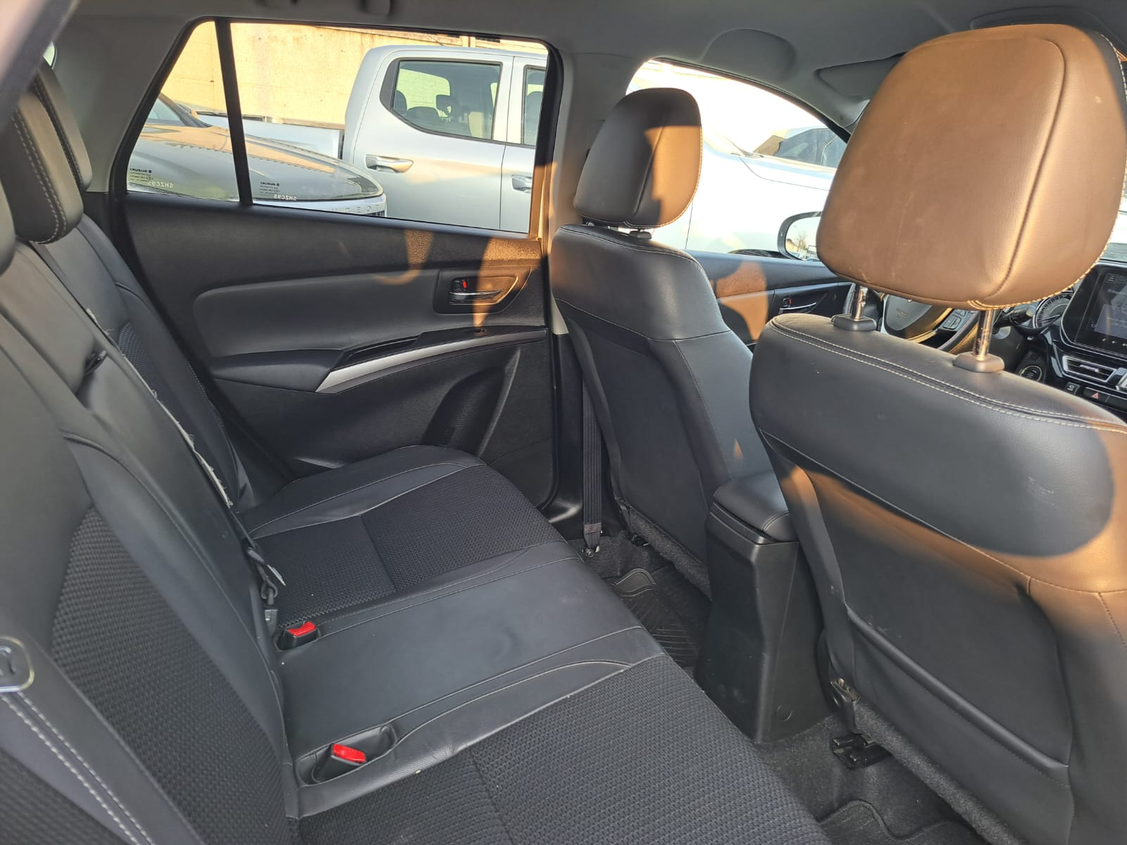 Suzuki S Cross — foto 7 de 8