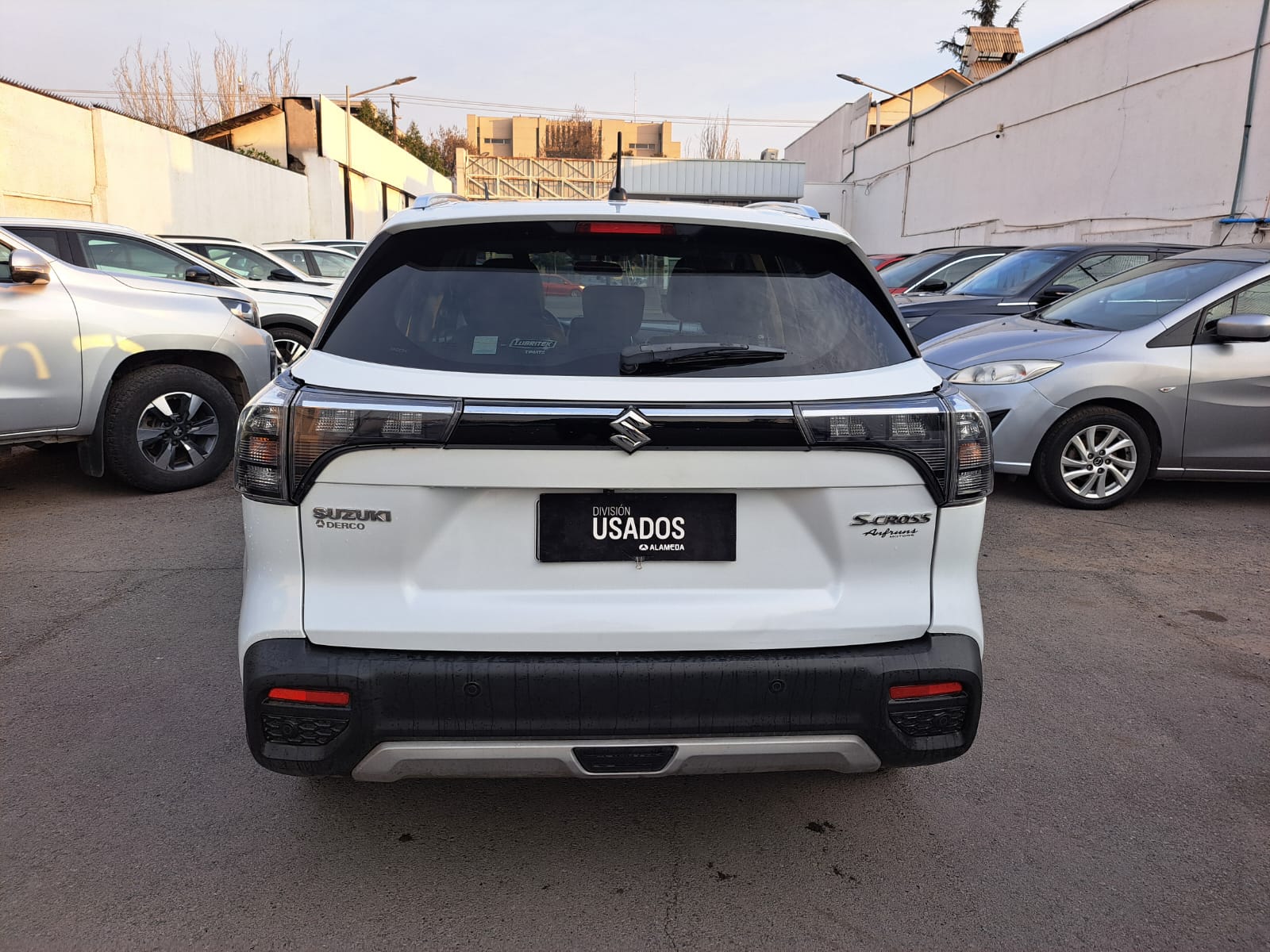 Suzuki S Cross — foto 4 de 8