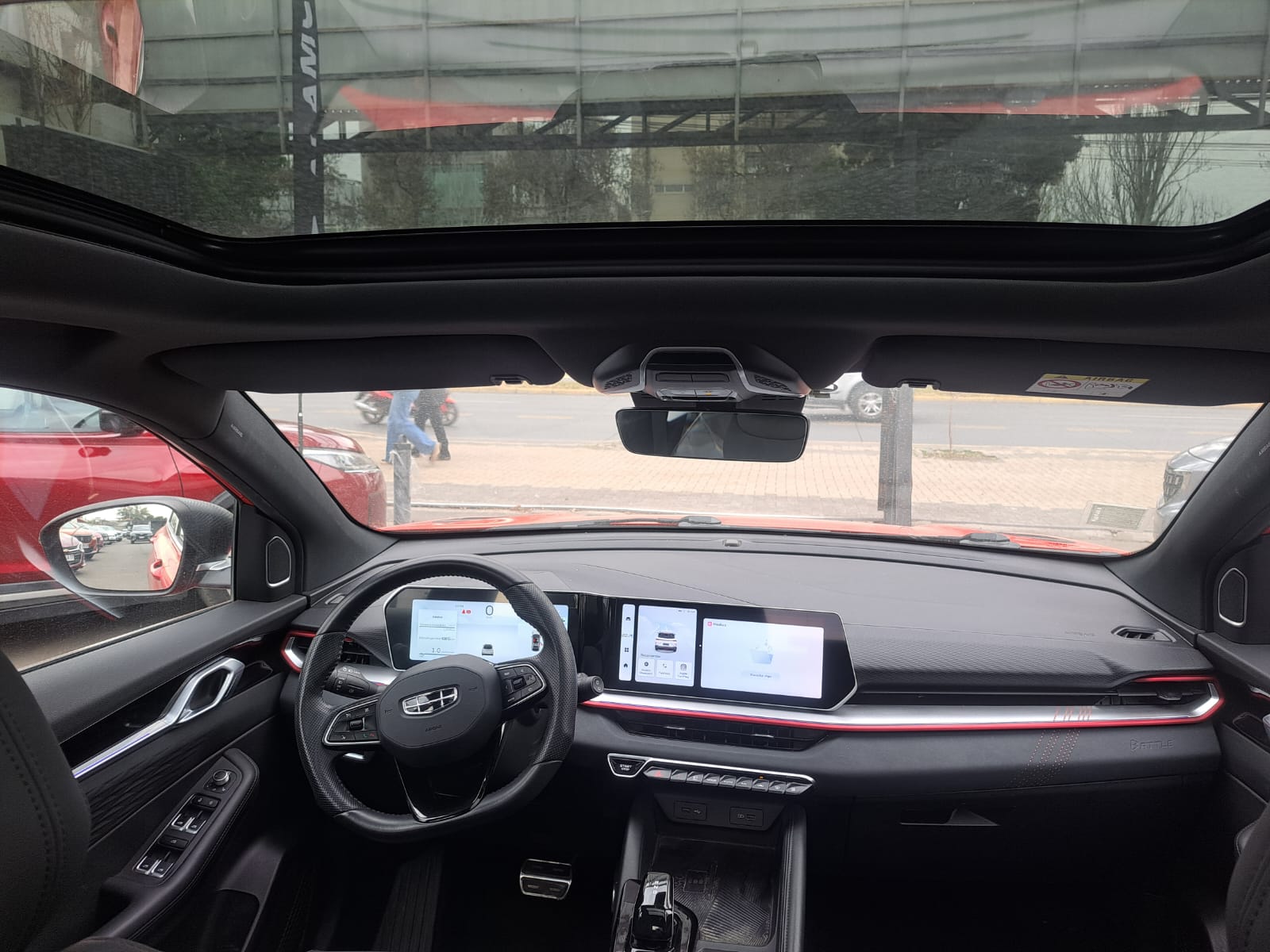 Geely New Coolray 1.5 Aut — foto 9 de 9