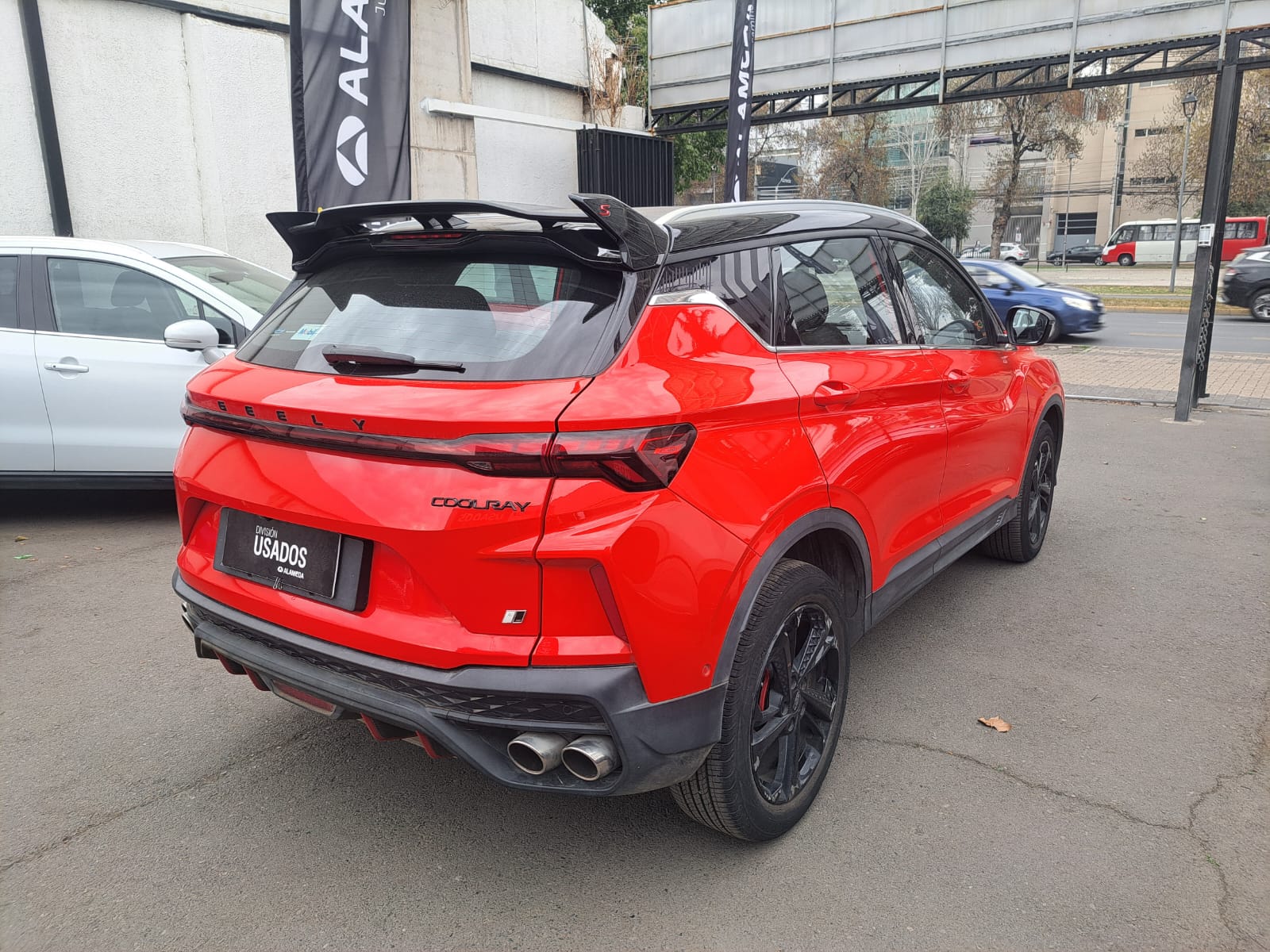 Geely New Coolray 1.5 Aut — foto 6 de 9