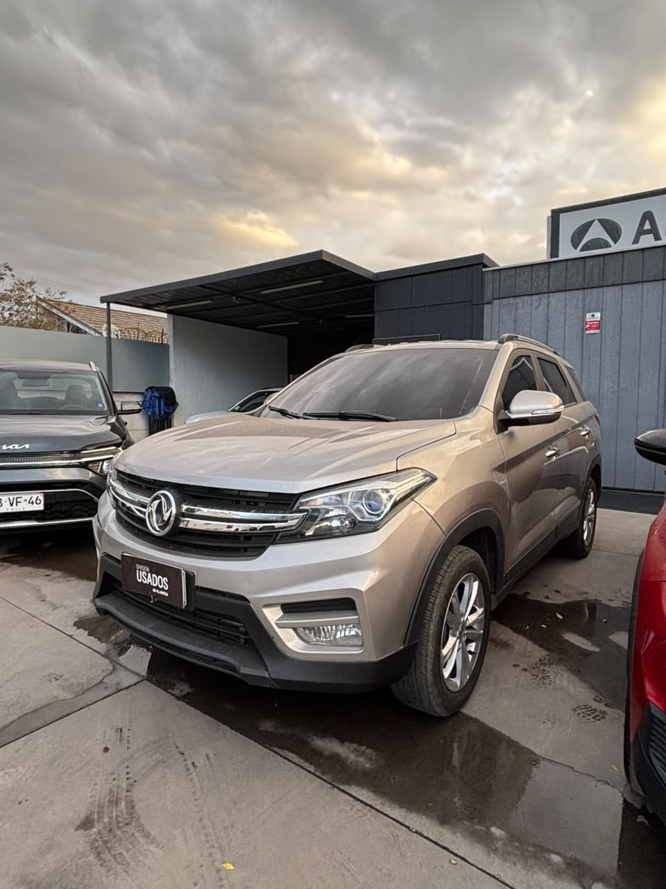 DFSK Suv560