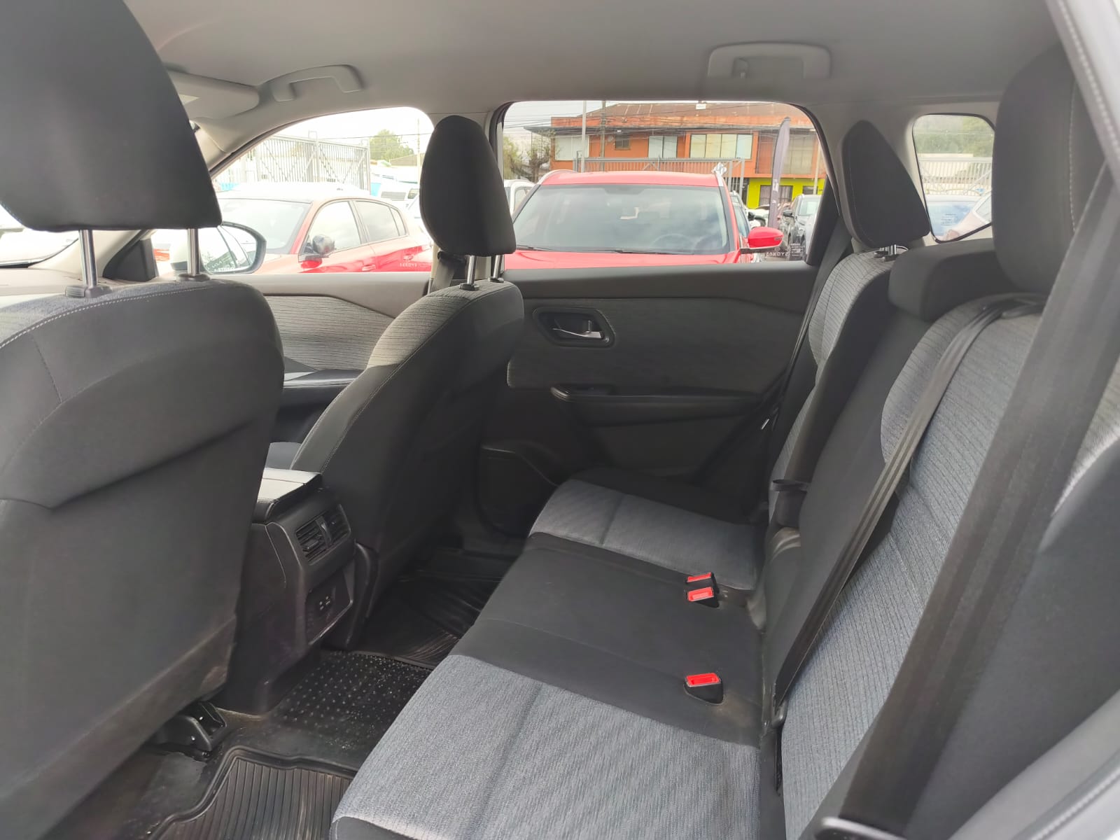 Nissan X Trail 4X2 7P — foto 8 de 10