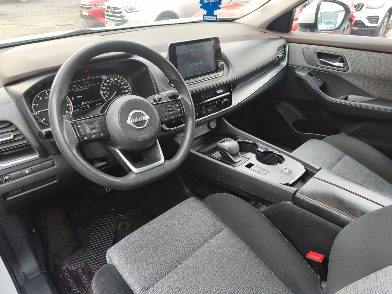 Nissan X Trail 4X2 7P — foto 6 de 10