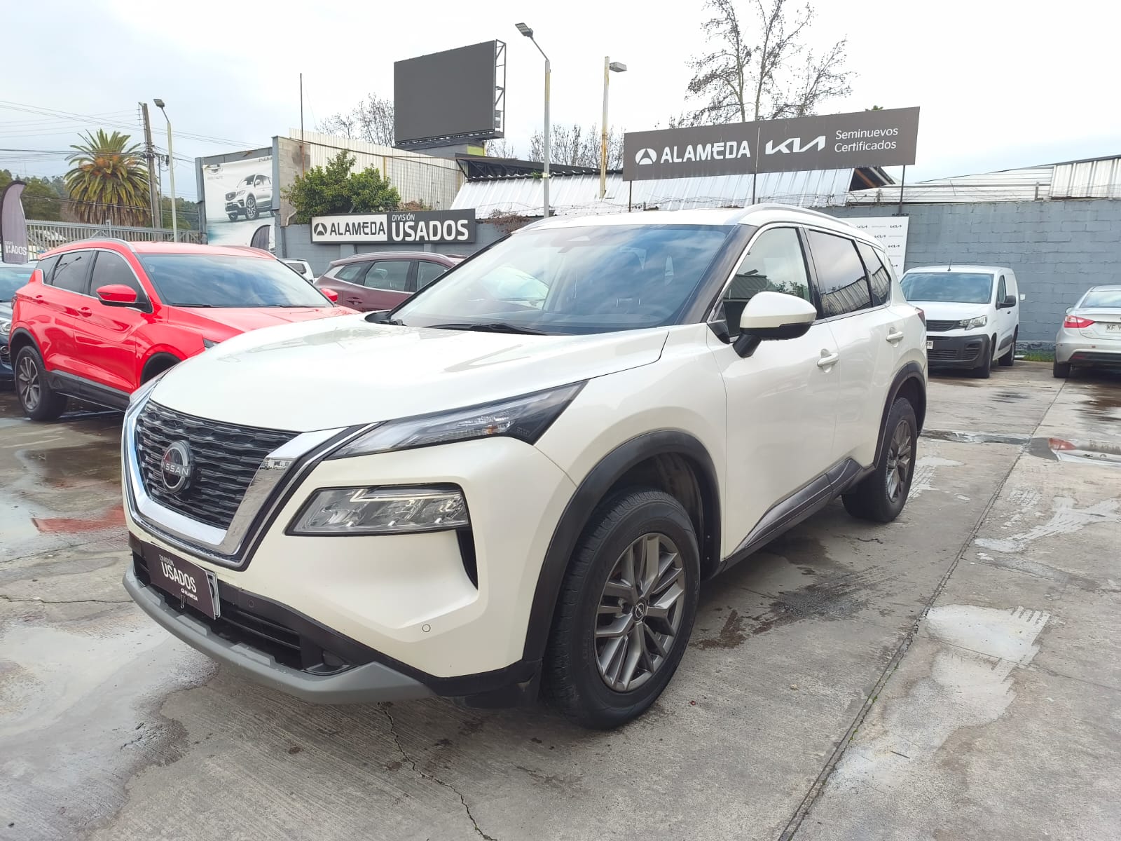 Nissan X Trail 4X2 7P