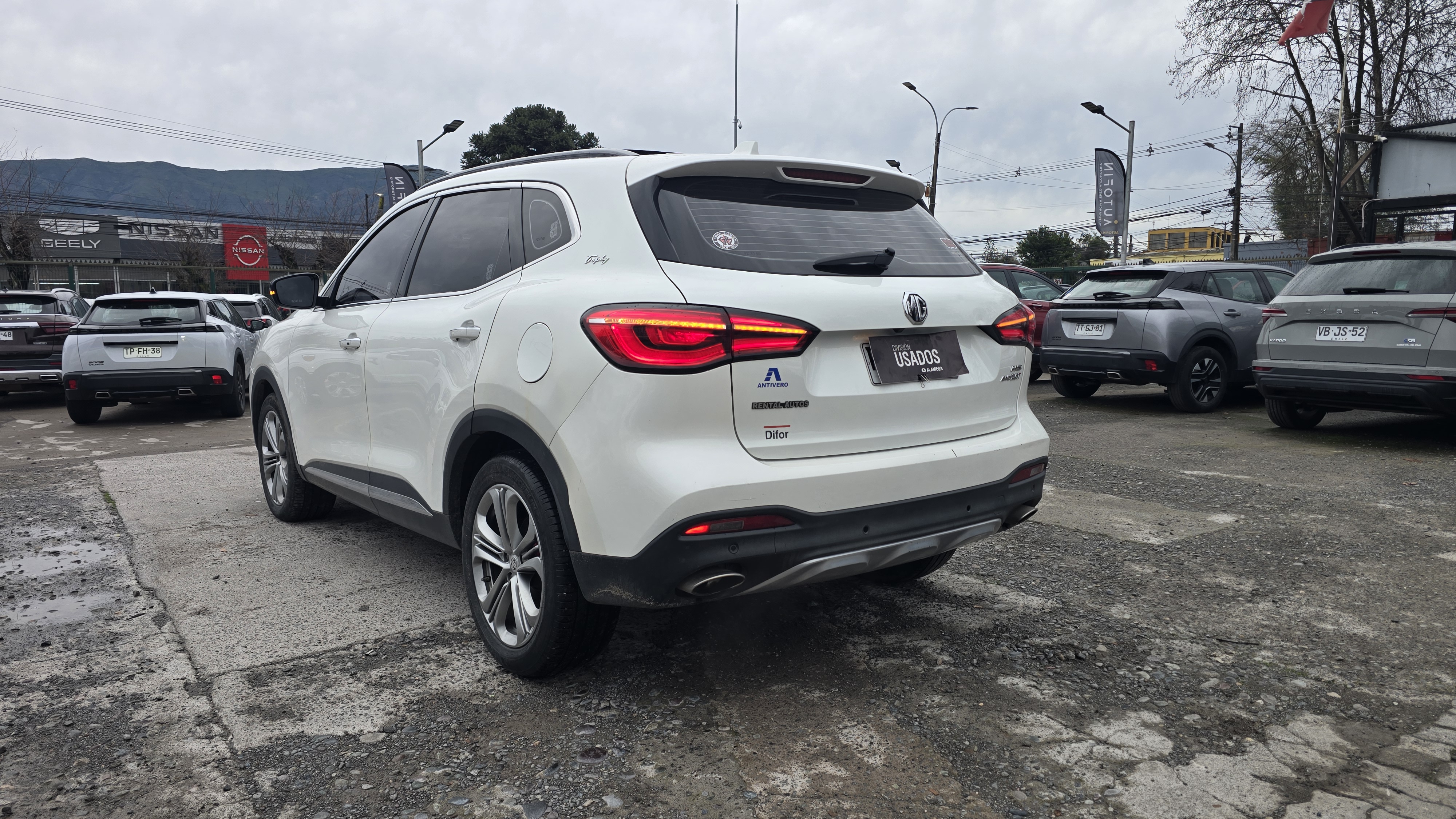 MG Hs Trophy 4X4 2.0 Aut — foto 4 de 10
