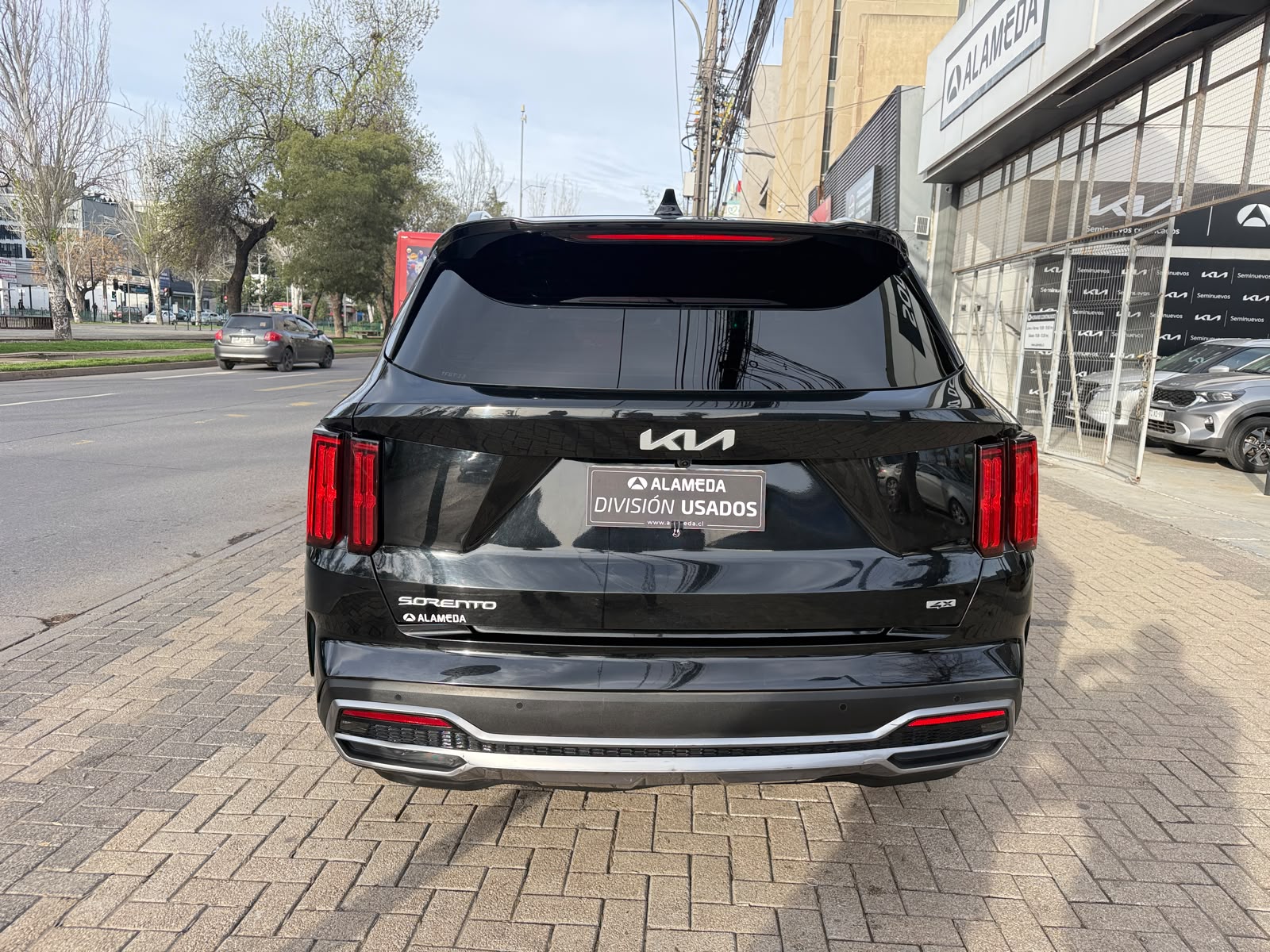 KIA Sorento — foto 4 de 16
