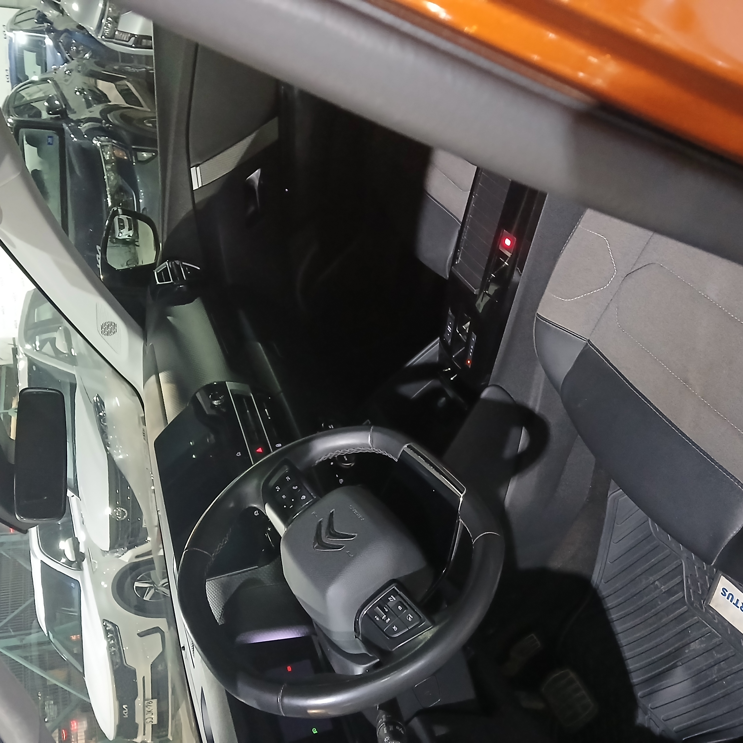 Citroën C4 1.2 Aut — foto 4 de 7