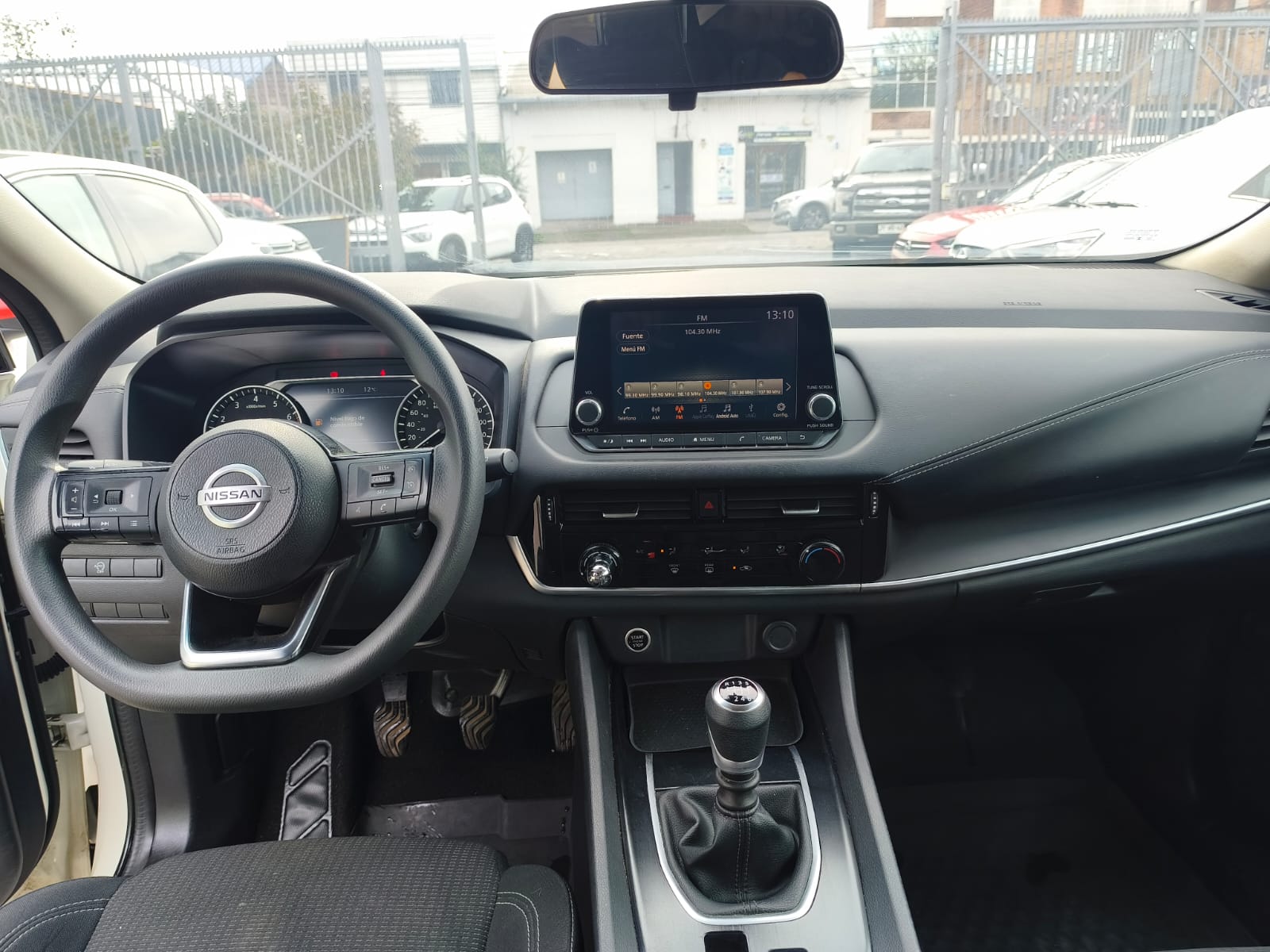 Nissan Qashqai — foto 6 de 8