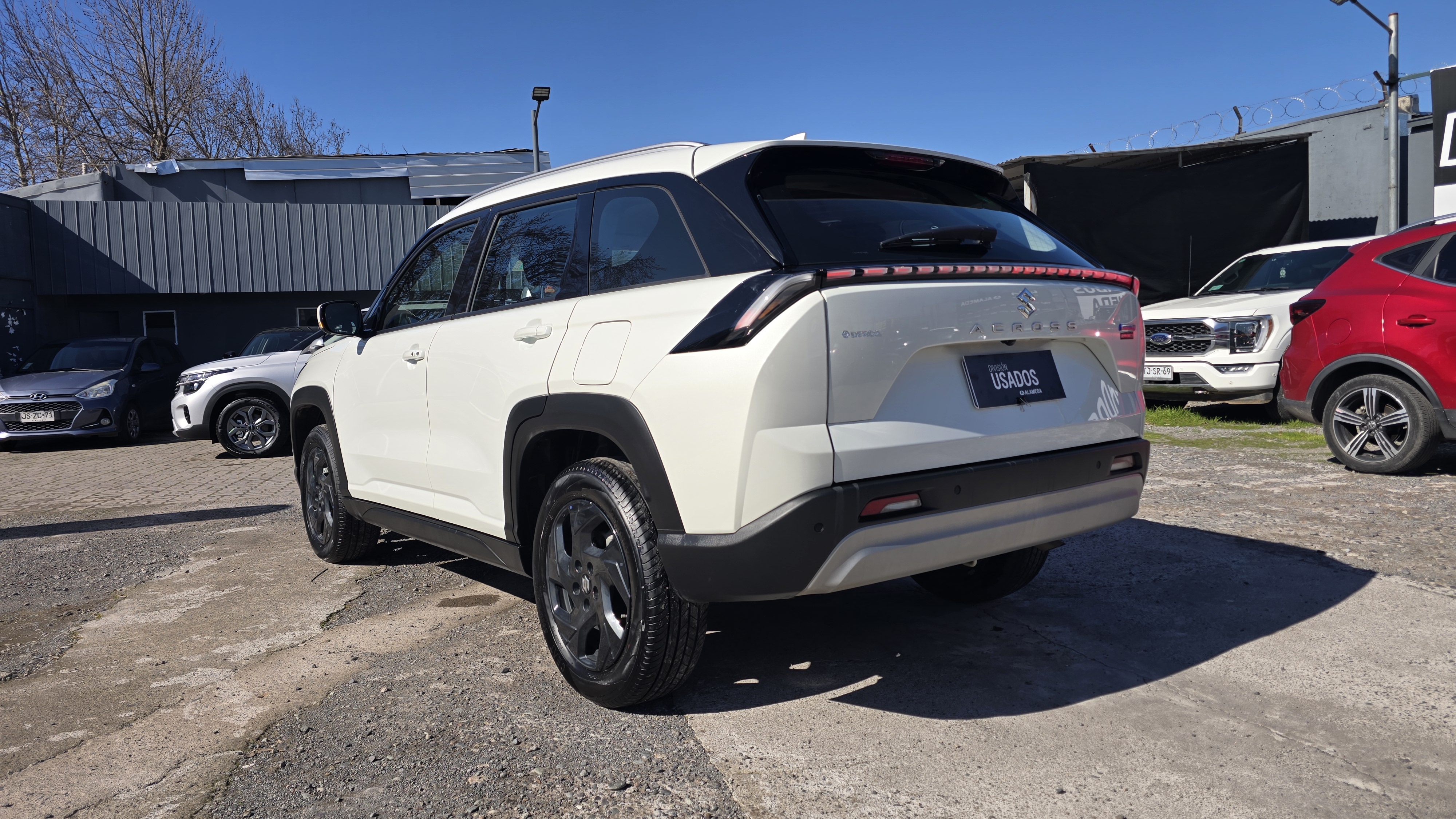 Suzuki Across 1.5 Aut — foto 4 de 10