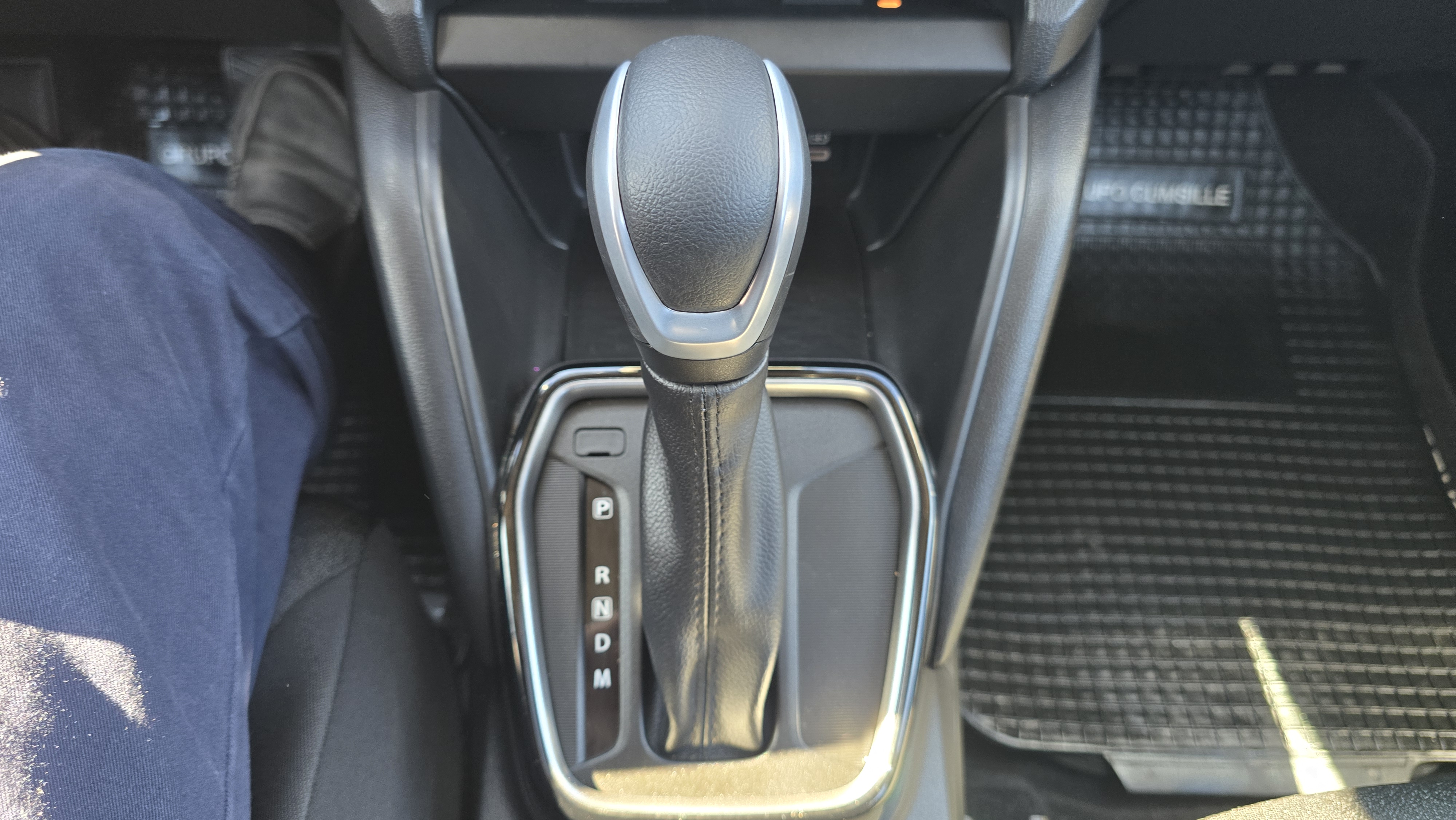 Suzuki Across 1.5 Aut — foto 9 de 10