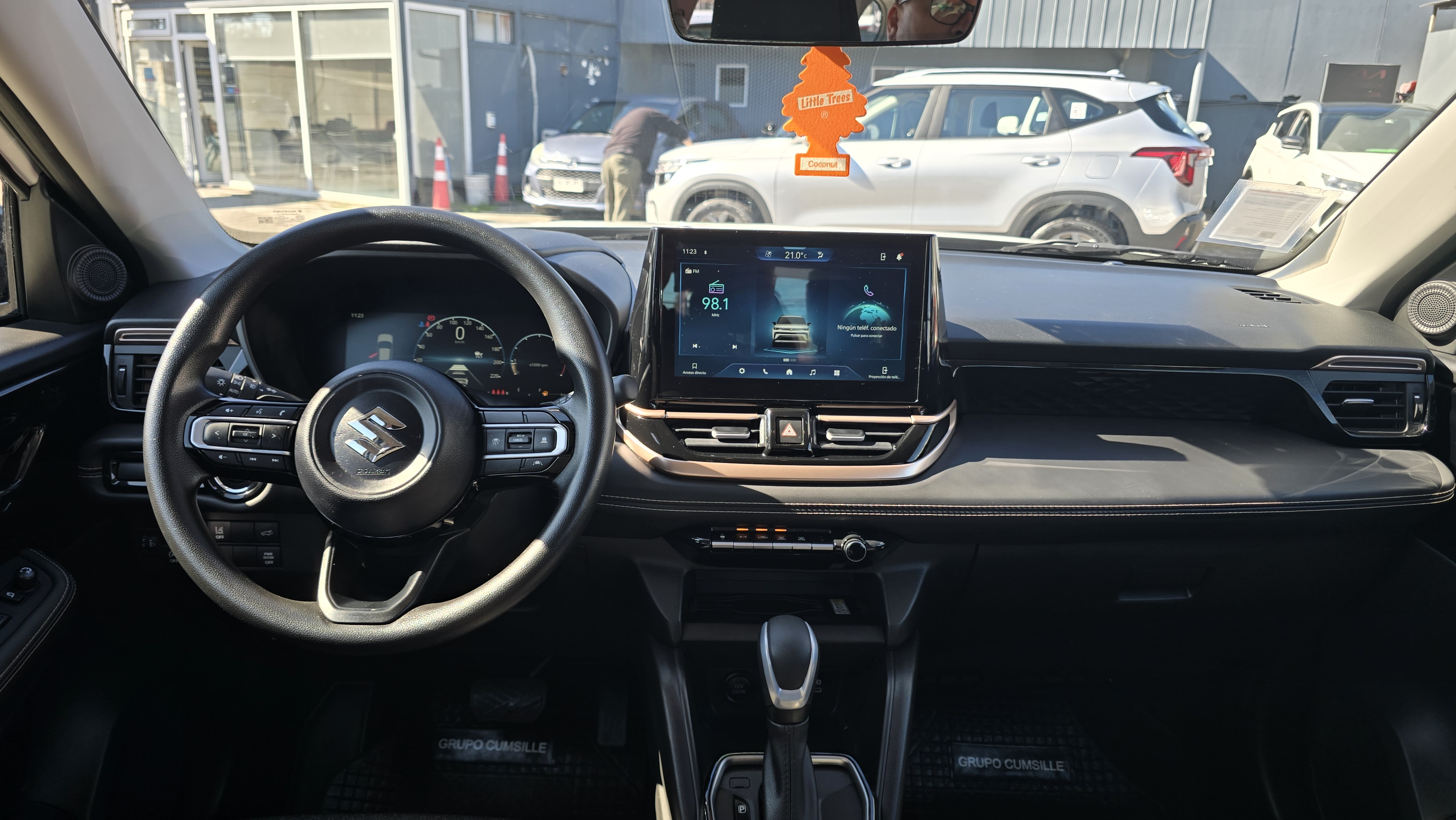 Suzuki Across 1.5 Aut — foto 7 de 10