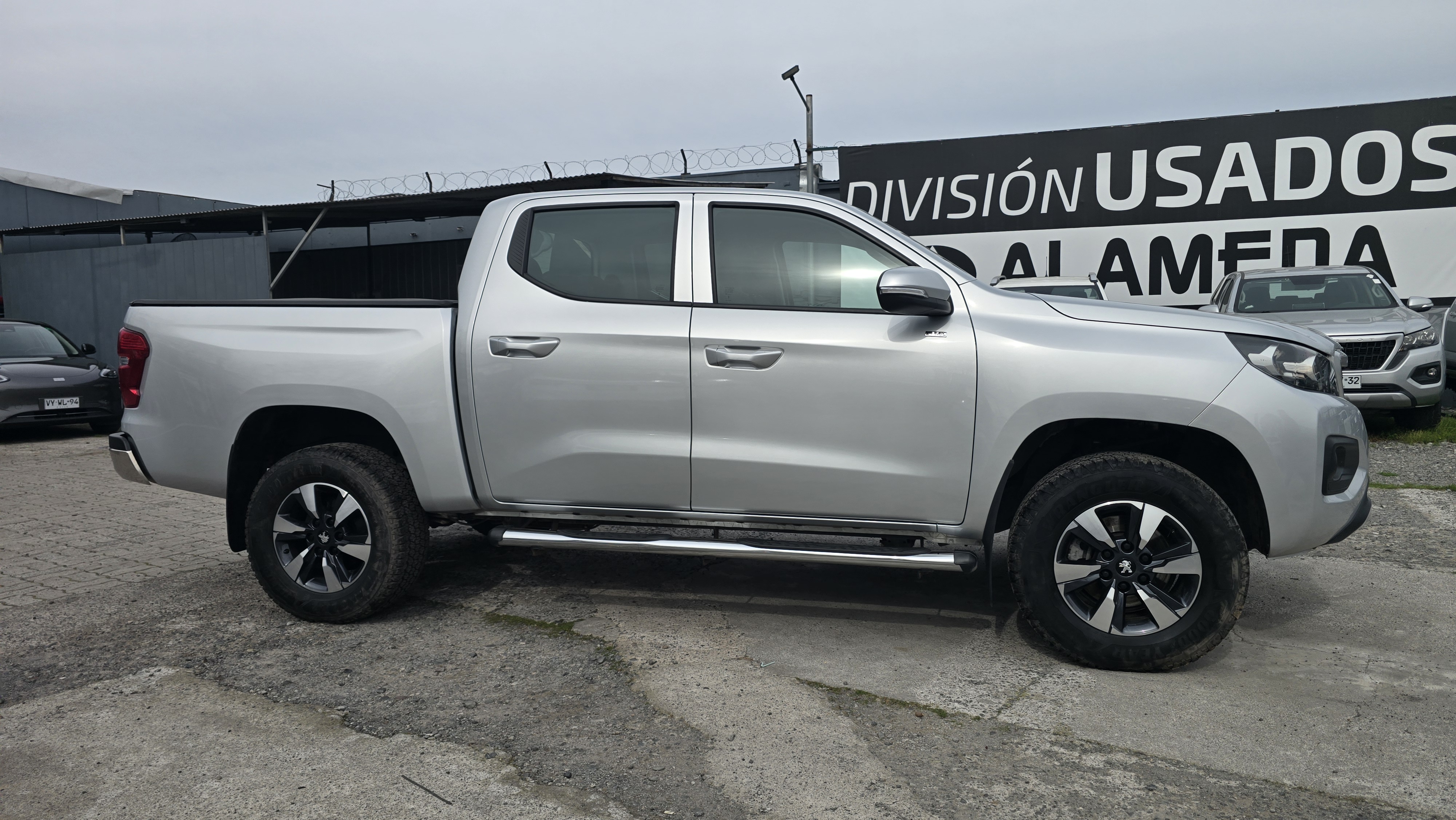 Peugeot Landtrek — foto 5 de 11