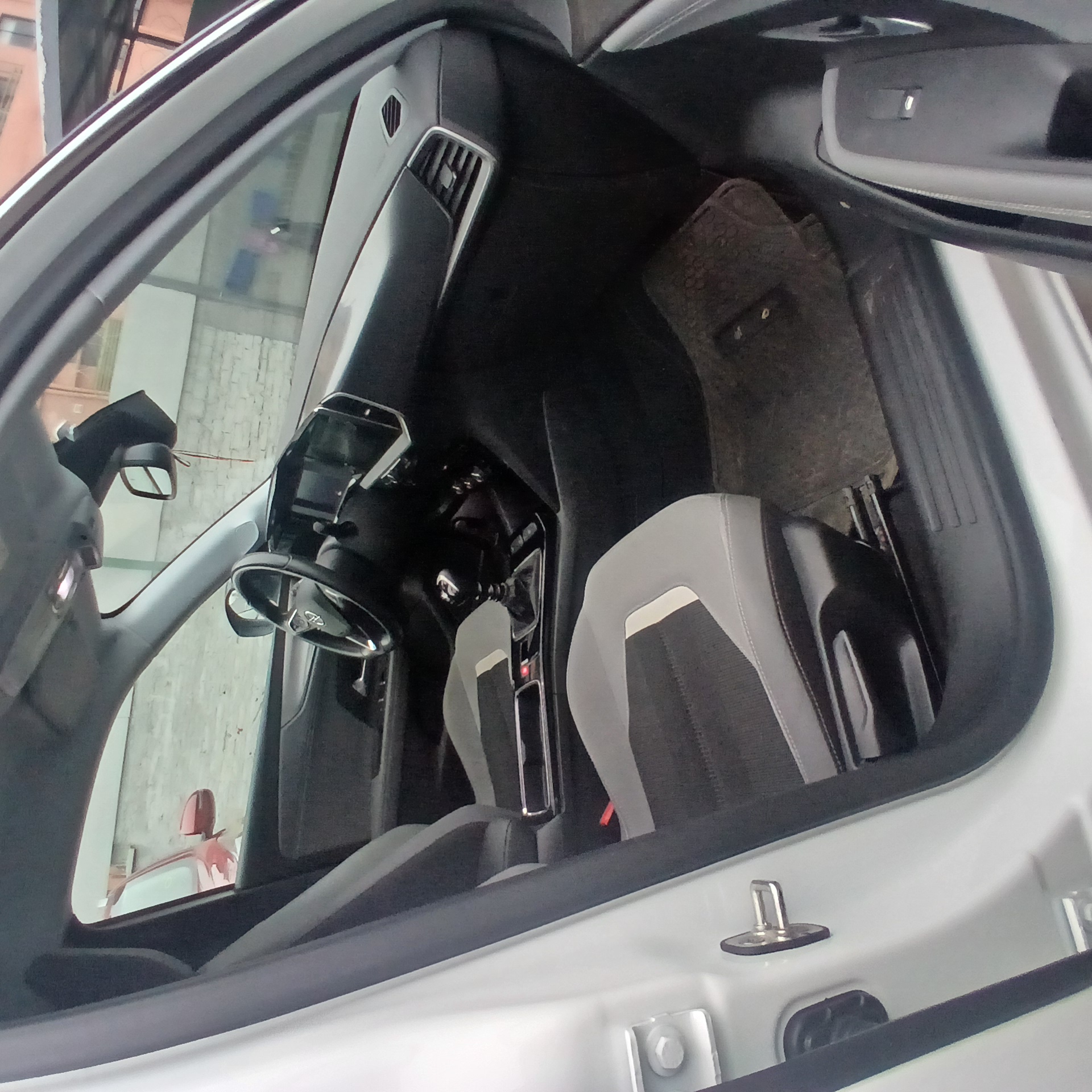 Opel Mokka — foto 3 de 4