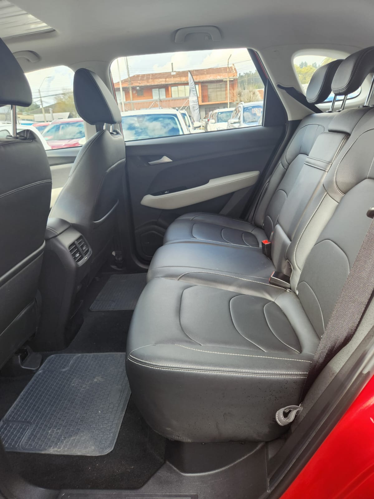 Chevrolet Captiva — foto 10 de 10