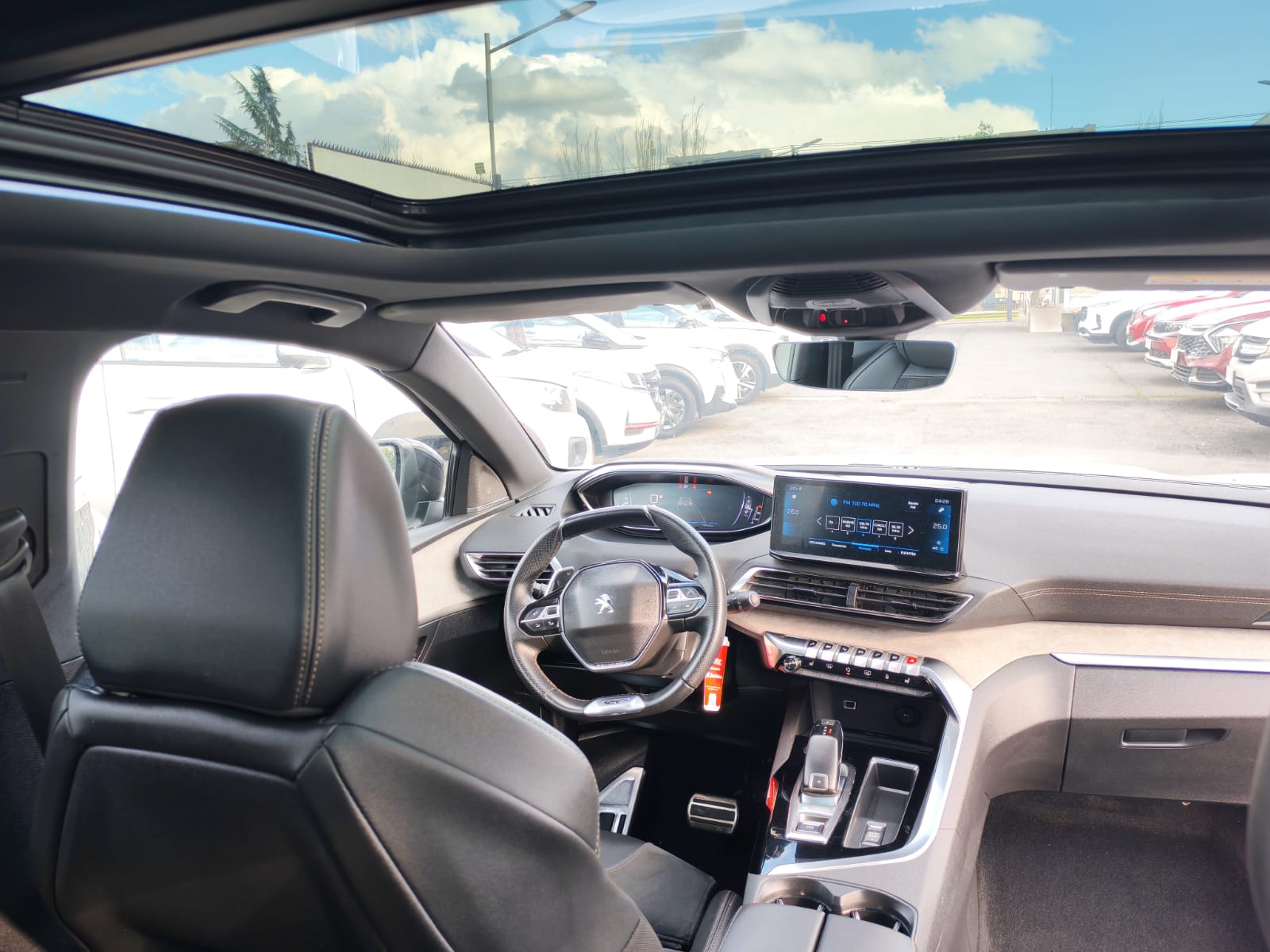 Peugeot 3008 Puretech 180 Eat8 1.6 Aut — foto 6 de 8