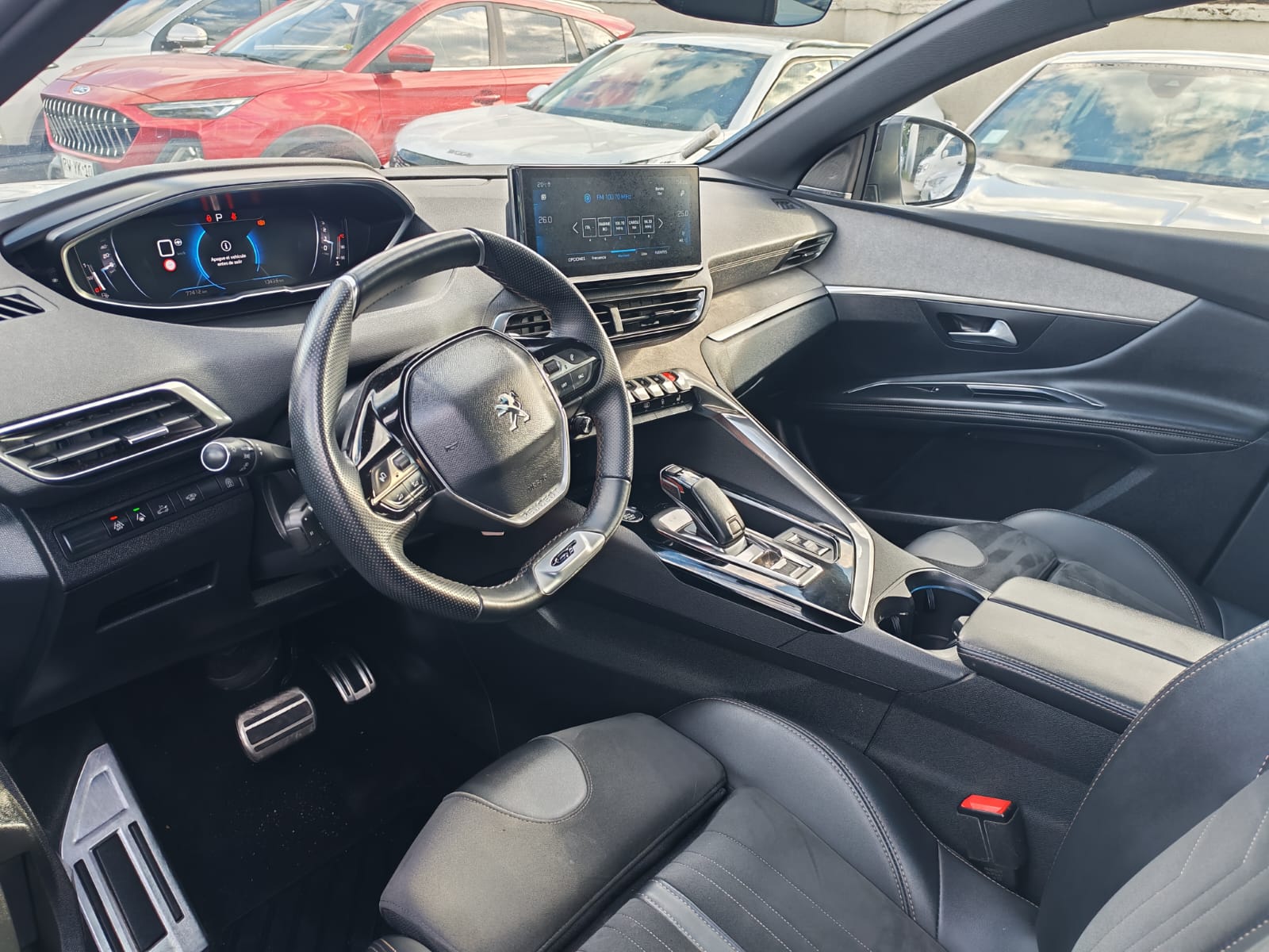 Peugeot 3008 Puretech 180 Eat8 1.6 Aut — foto 5 de 8