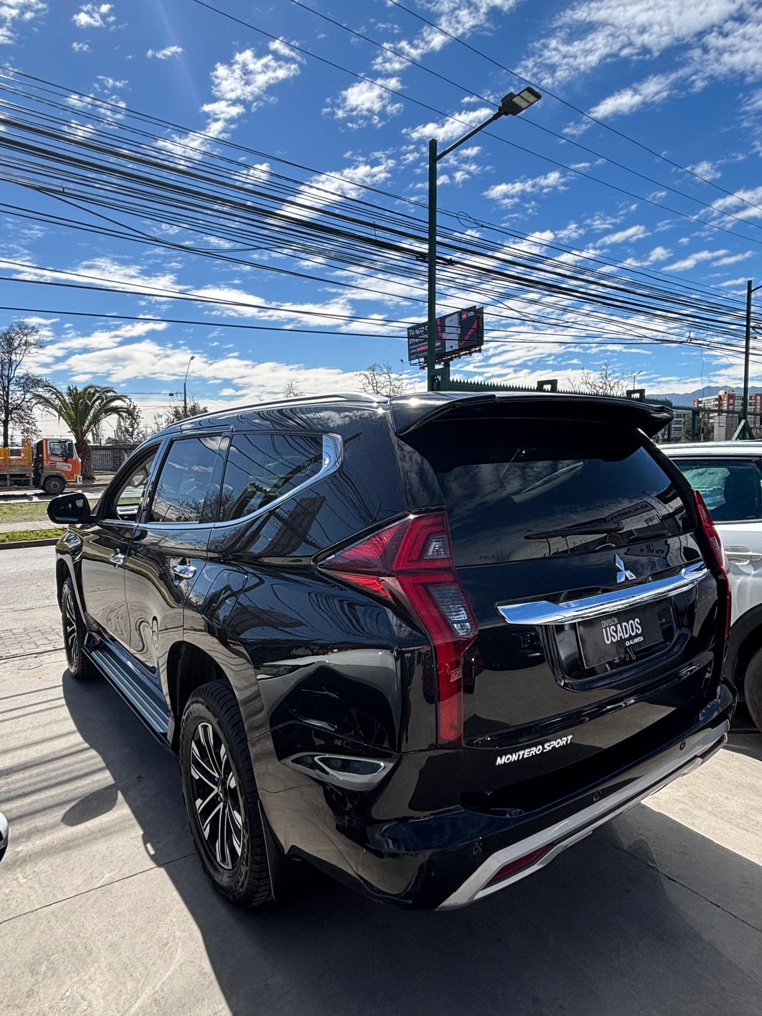 Mitsubishi Montero Sport 2.4 Aut — foto 2 de 6