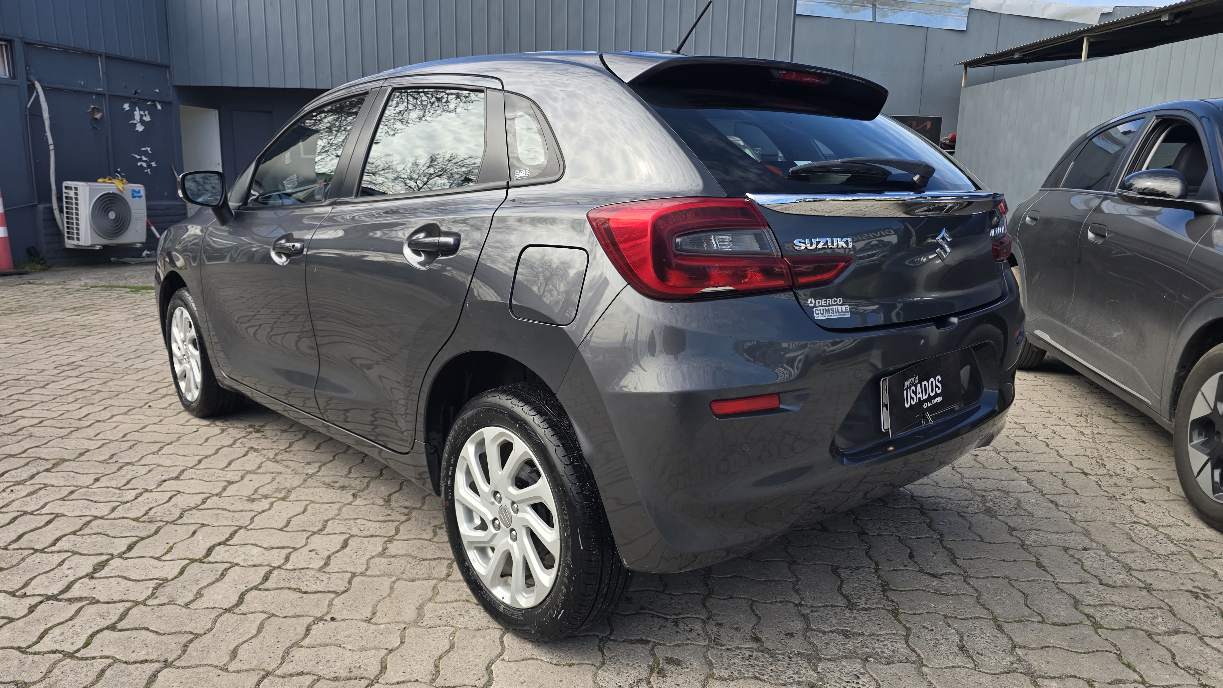 Suzuki New Baleno Gls Hb — foto 8 de 17