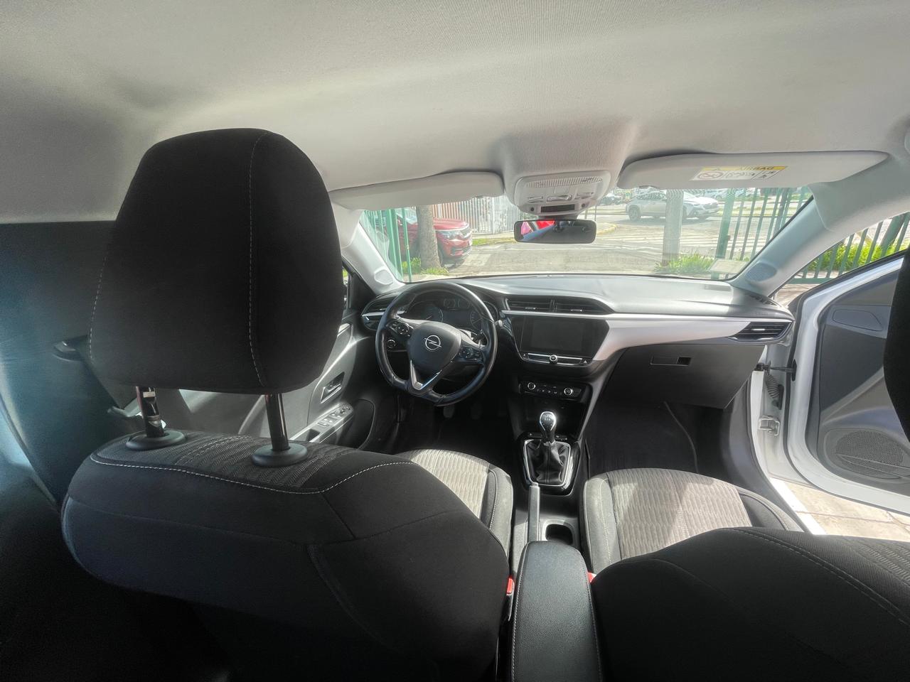 Opel Corsa — foto 8 de 10