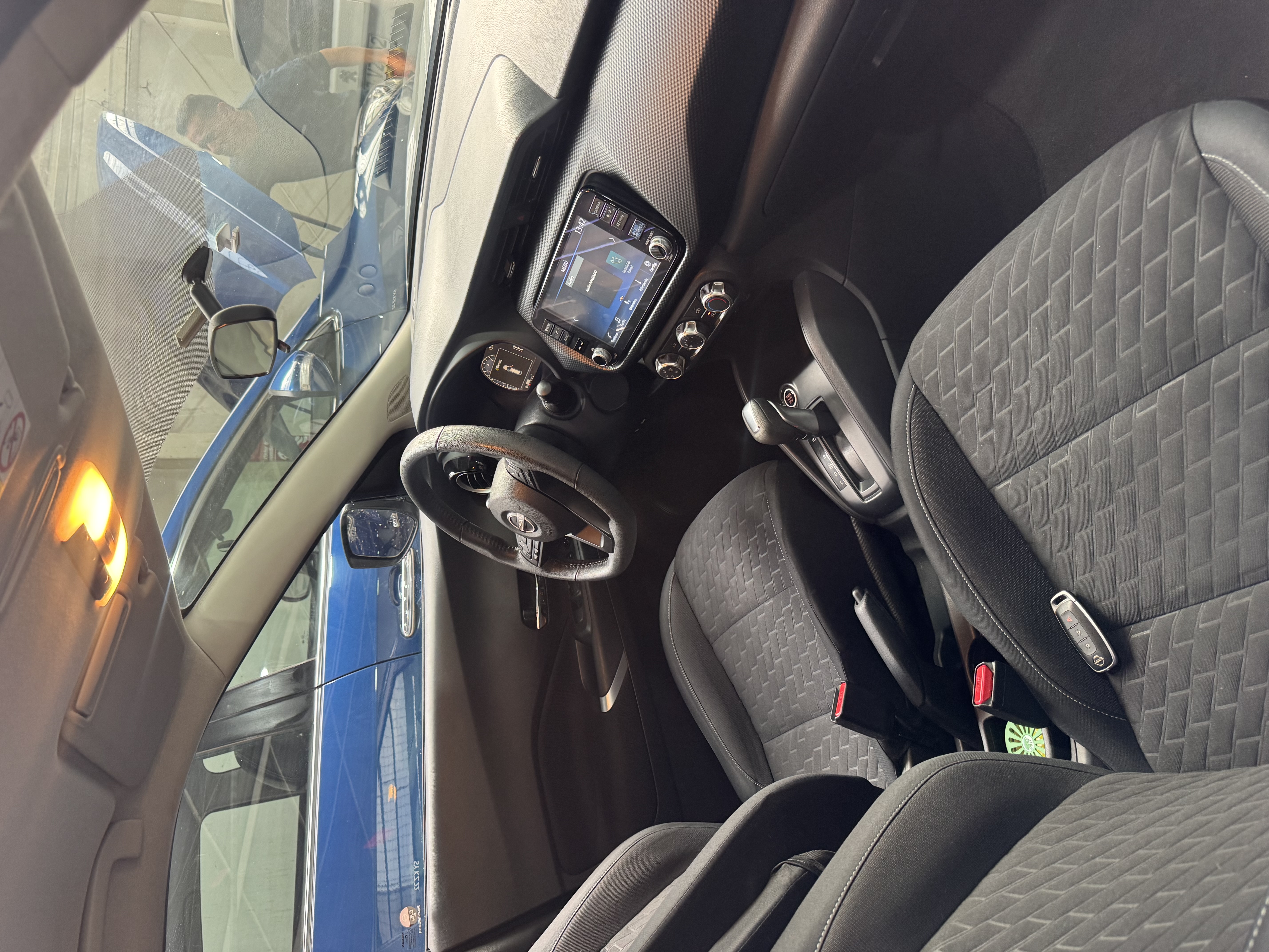 Nissan Kicks 4X2 1.6 Aut — foto 8 de 10