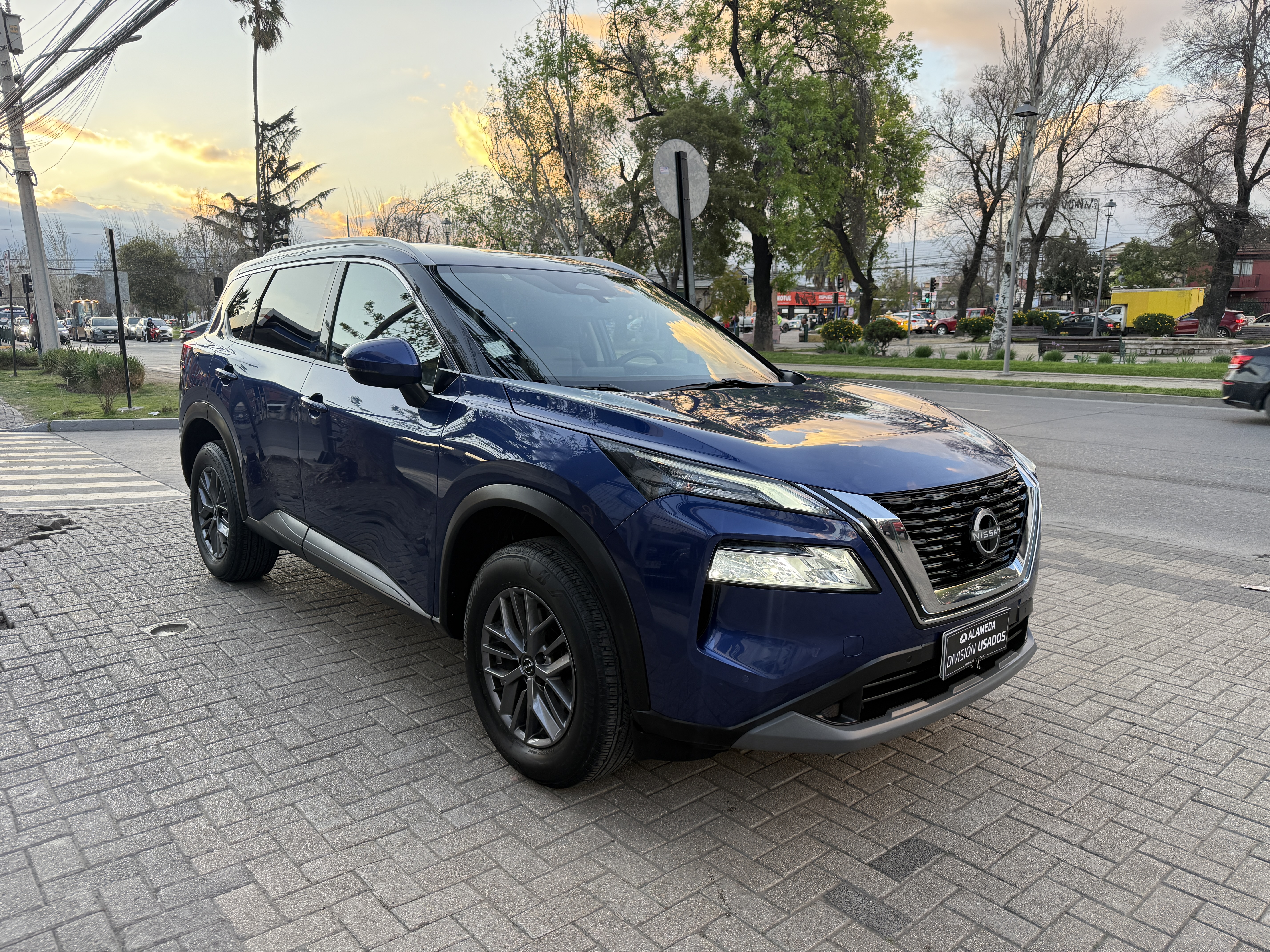 Nissan X Trail 4X2 7P — foto 3 de 8