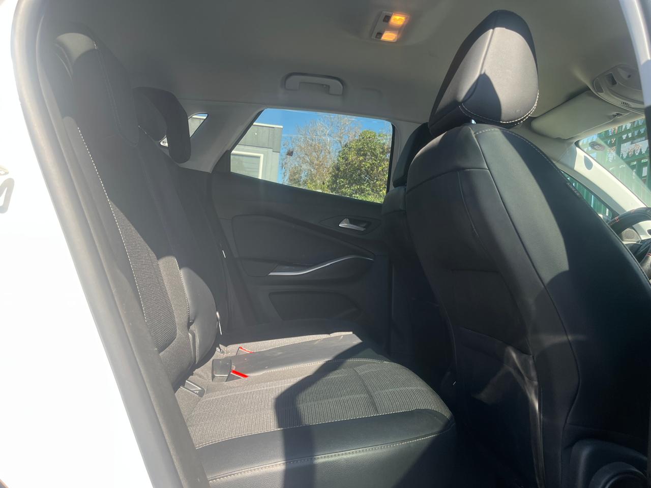 Opel Grandland — foto 6 de 6