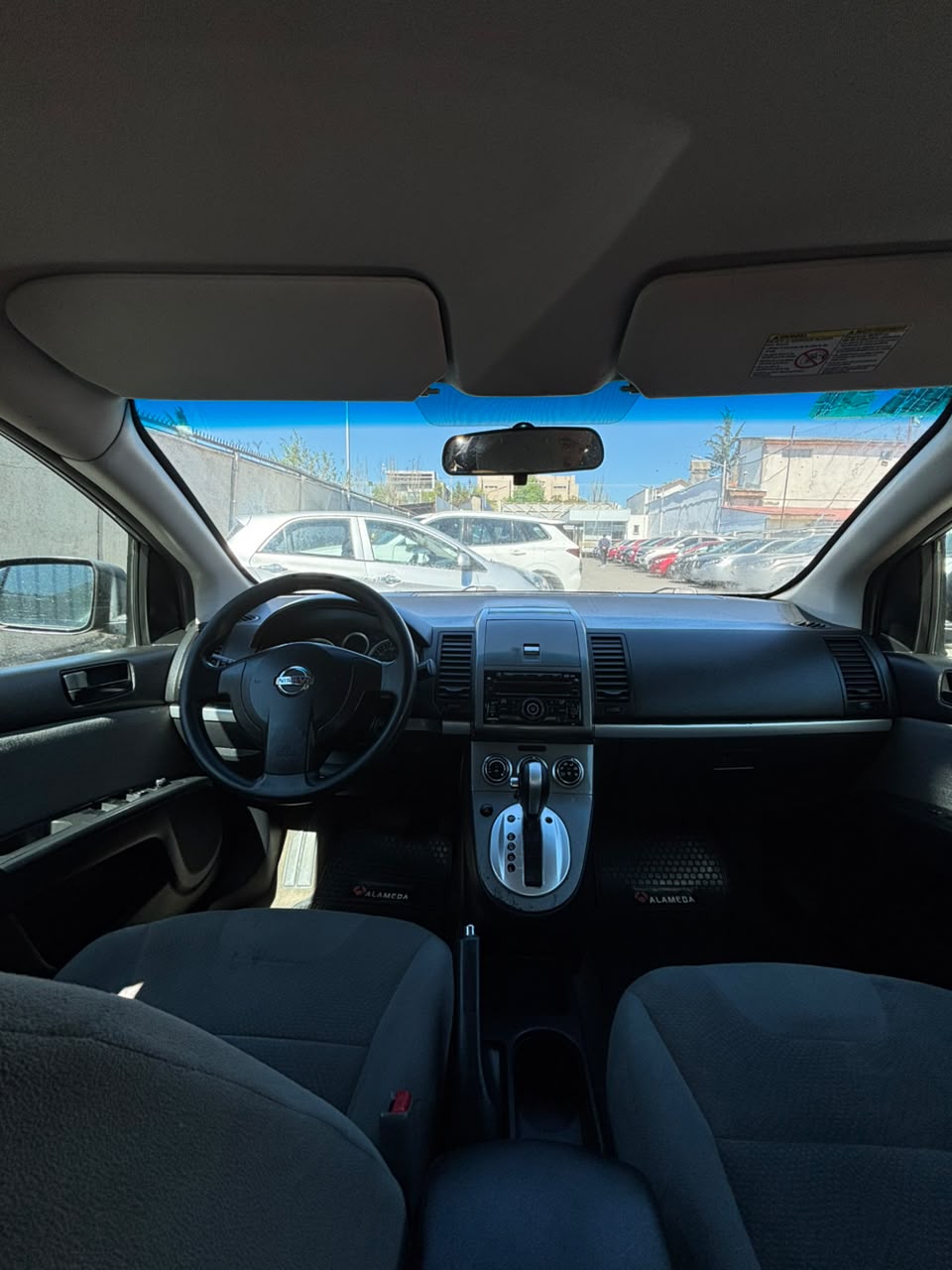 Nissan Sentra 2.0 Aut — foto 4 de 6