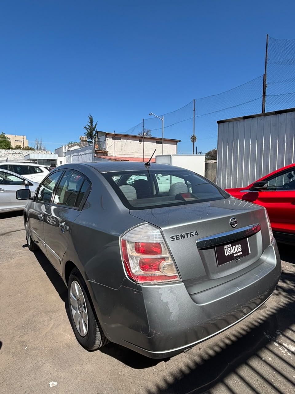Nissan Sentra 2.0 Aut — foto 6 de 6