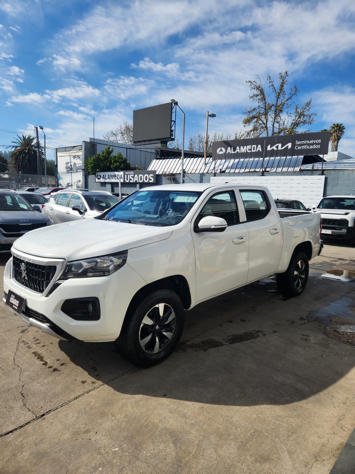 Peugeot Landtrek