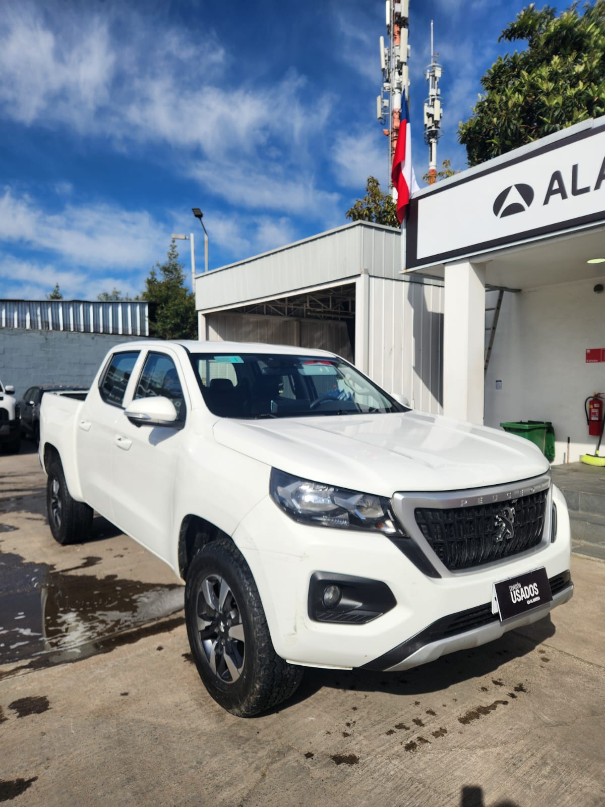 Peugeot Landtrek — foto 6 de 8