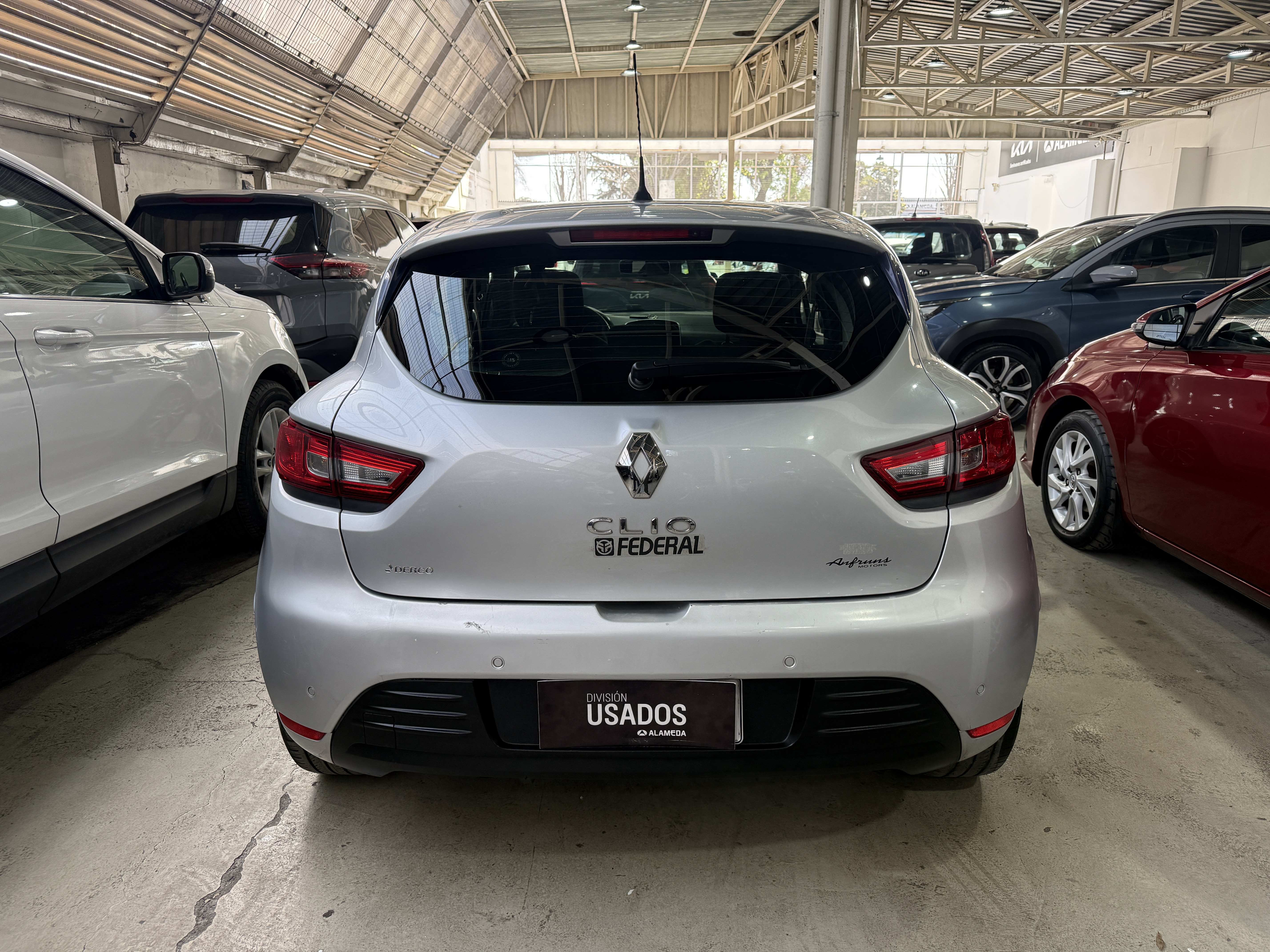 Renault Clio Iv Hb — foto 4 de 8