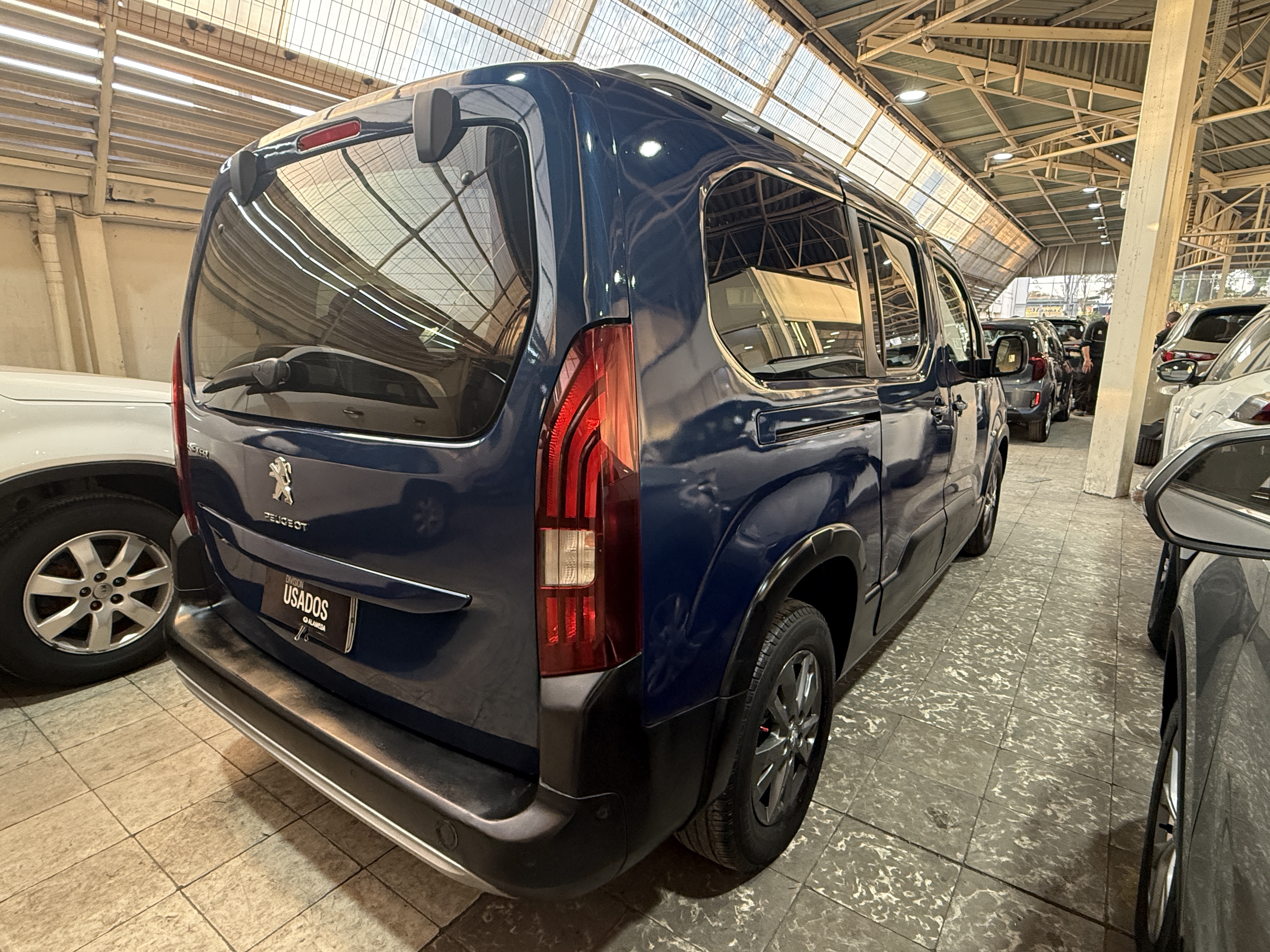 Peugeot Rifter Bluehdi 130 — foto 5 de 9