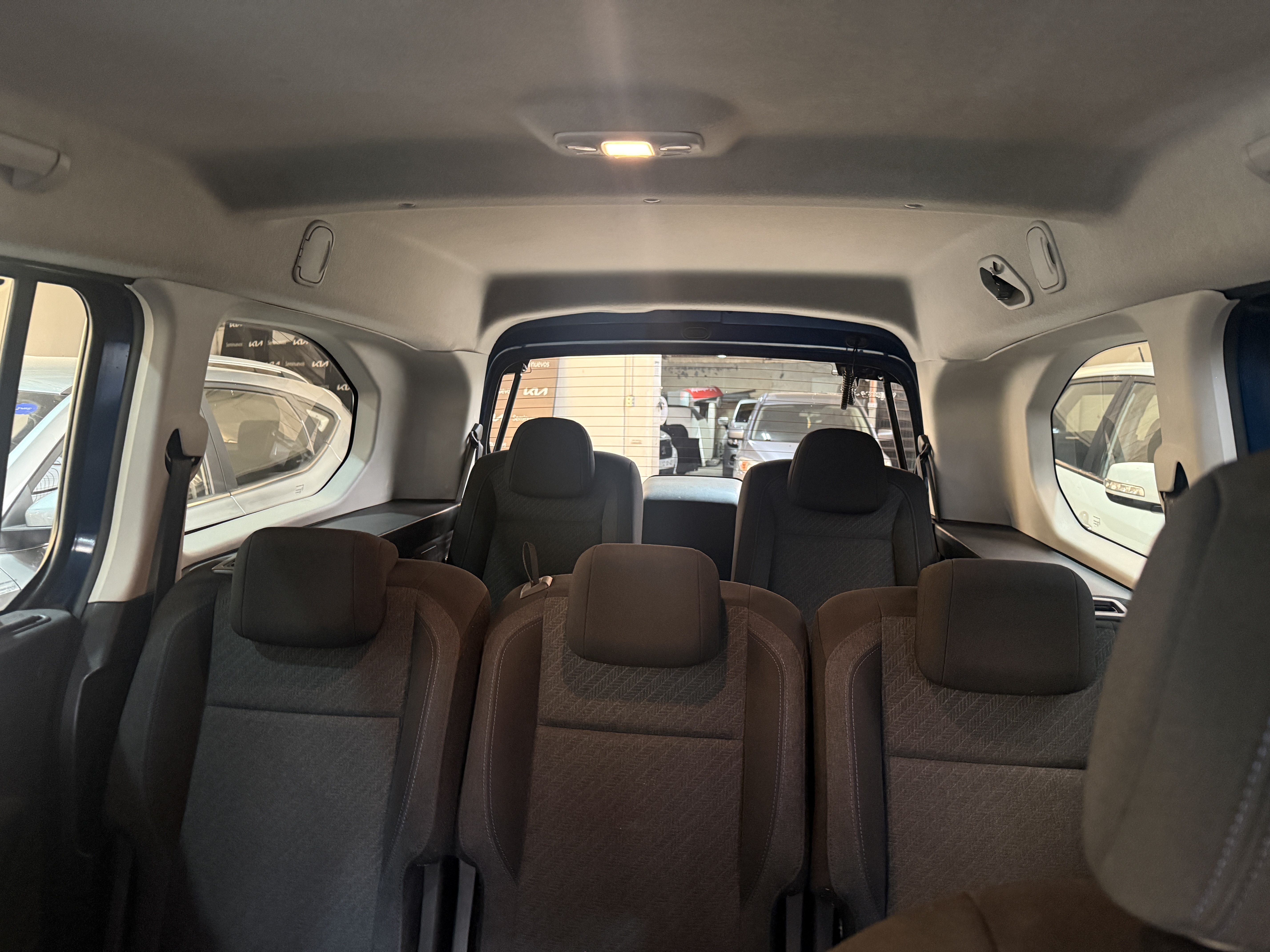 Peugeot Rifter Bluehdi 130 — foto 9 de 9