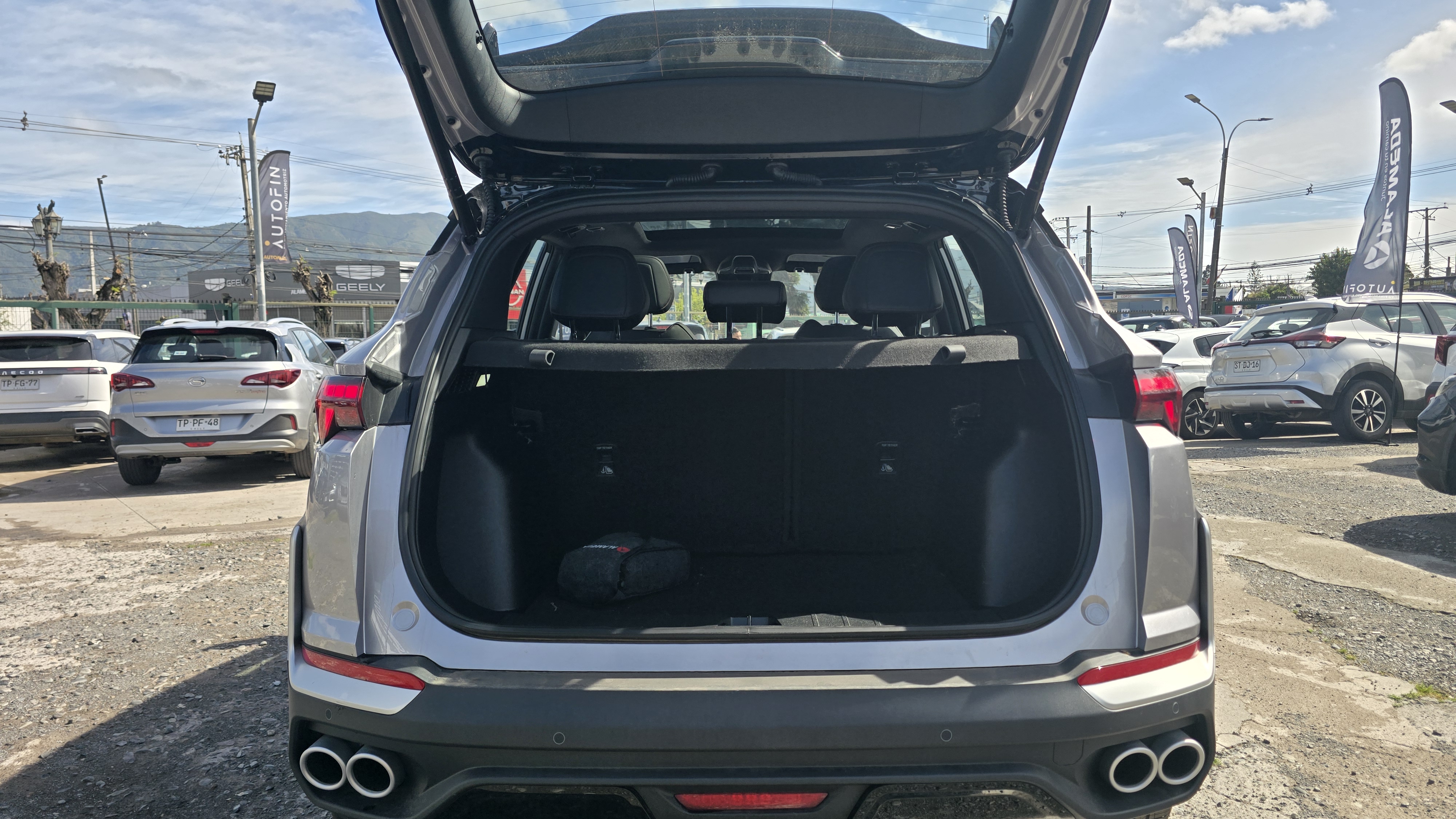 Geely Coolray Dct1.5 Aut — foto 9 de 14