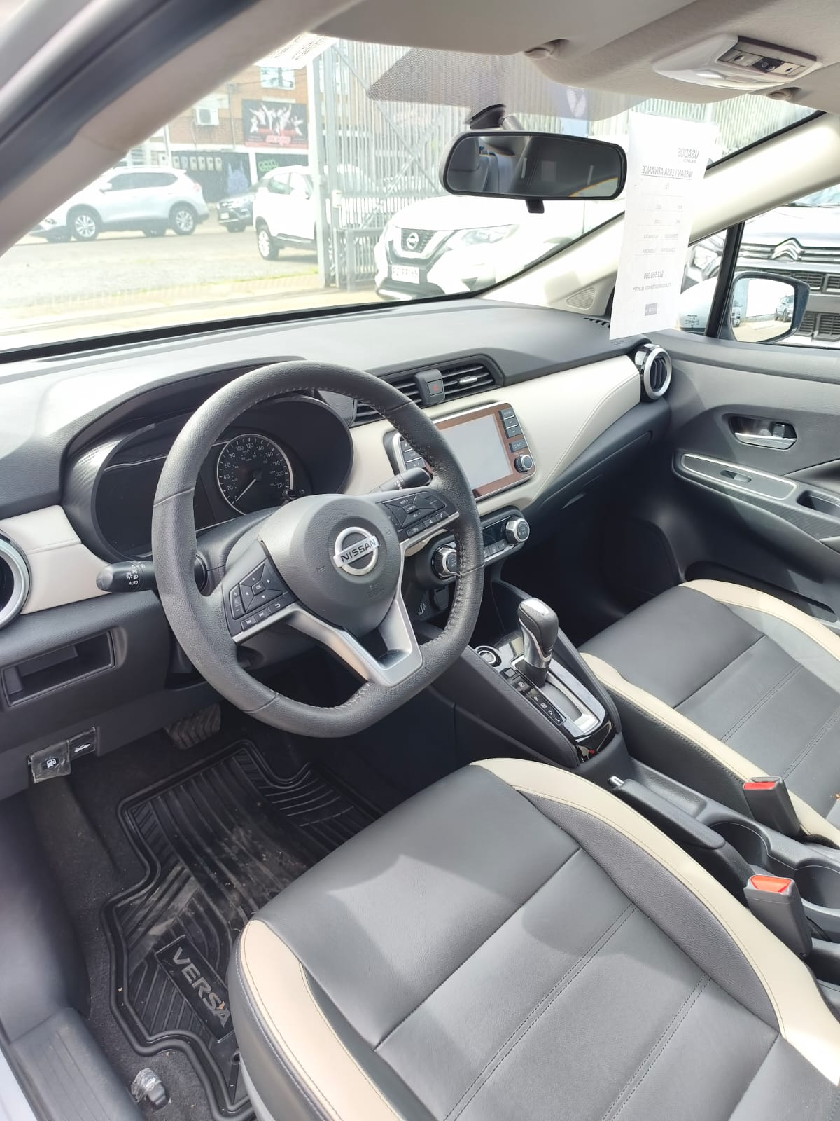 Nissan Versa Cvt1.6 Aut — foto 5 de 7