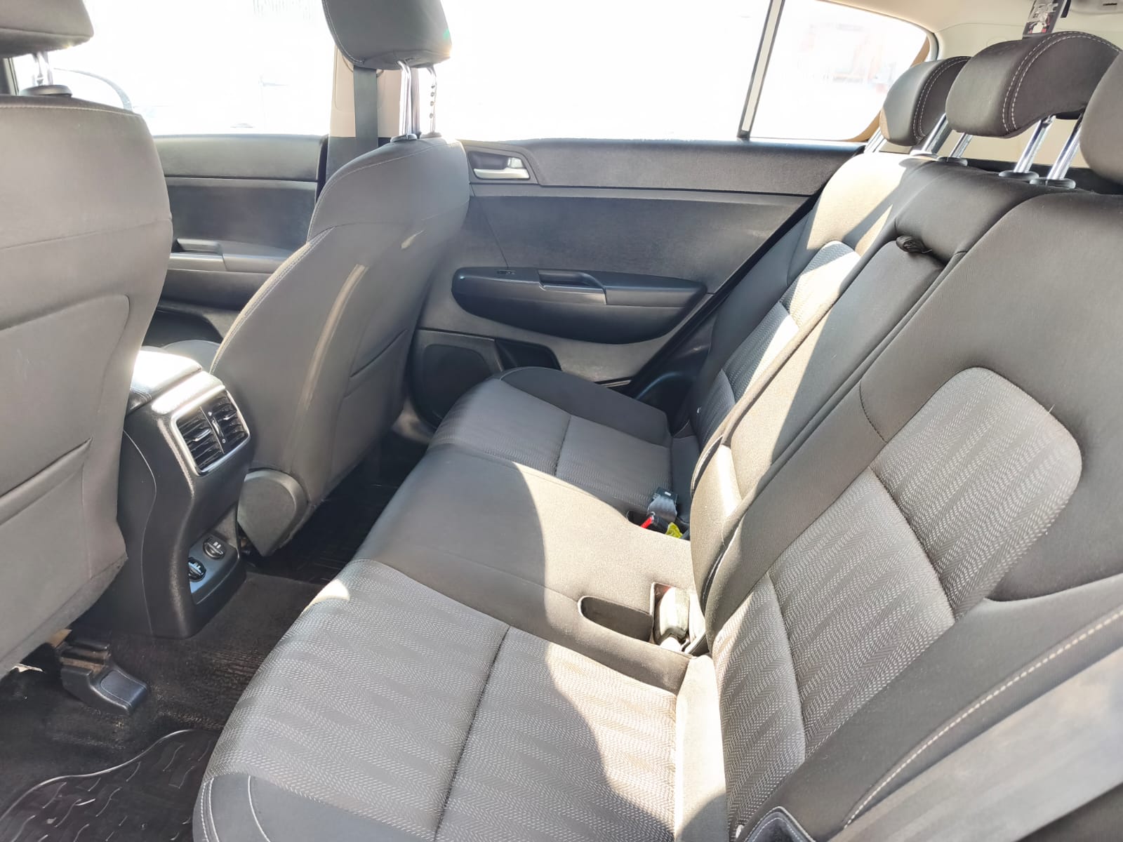 KIA Motors Sportage Lx — foto 7 de 7
