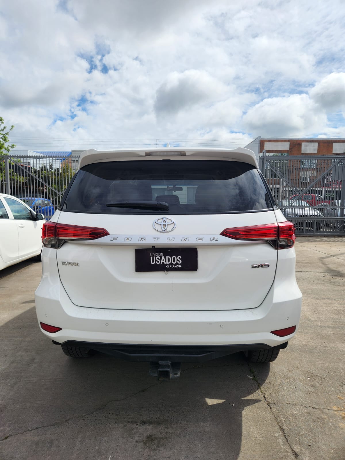 Toyota Fortuner 2.7 Aut — foto 5 de 9