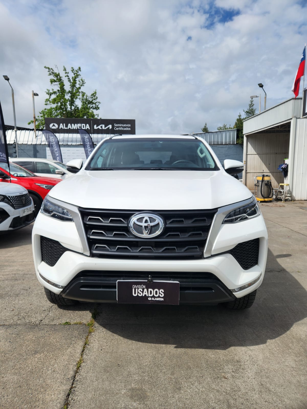 Toyota Fortuner 2.7 Aut — foto 2 de 9