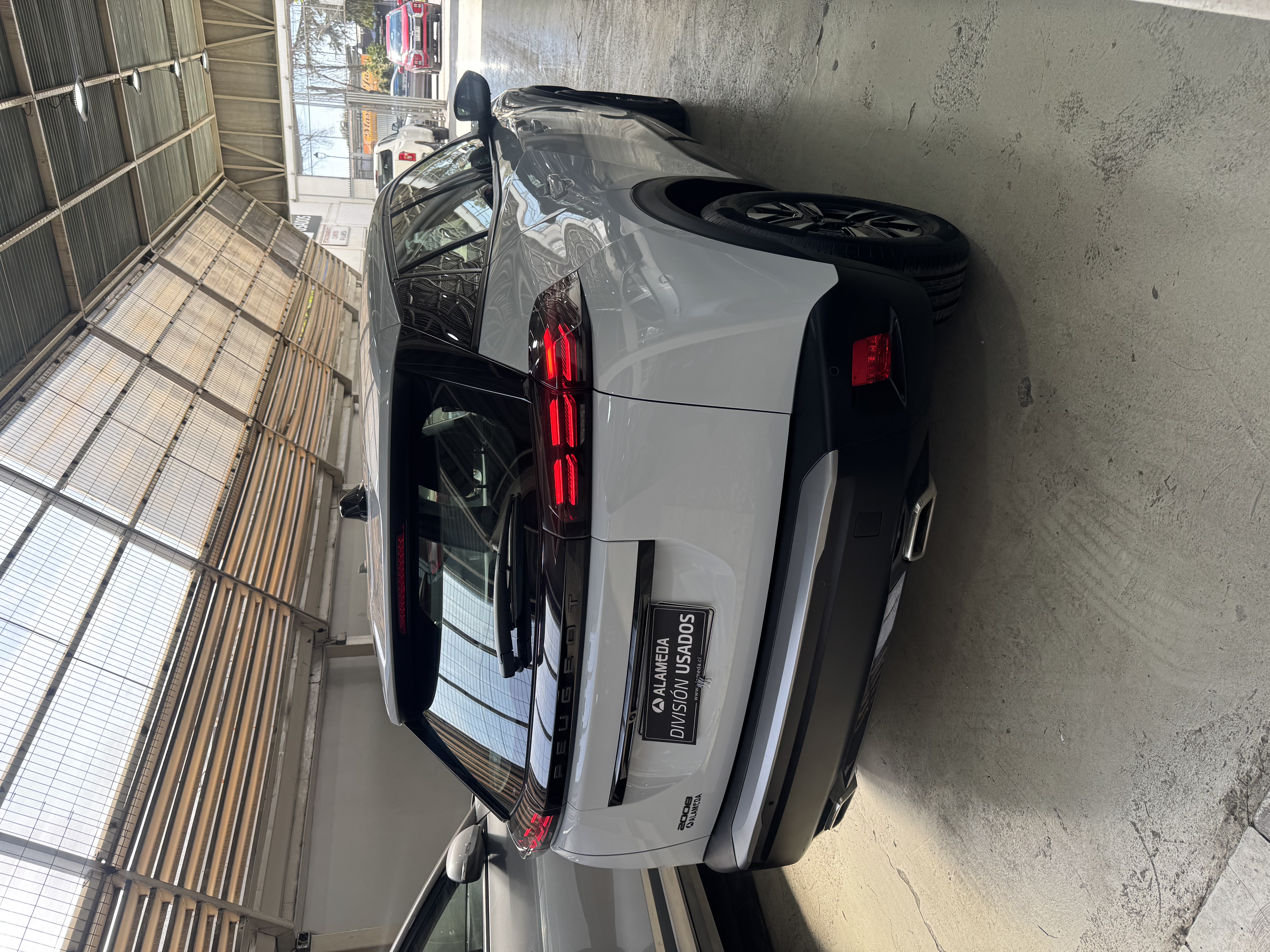 Peugeot Active — foto 4 de 7