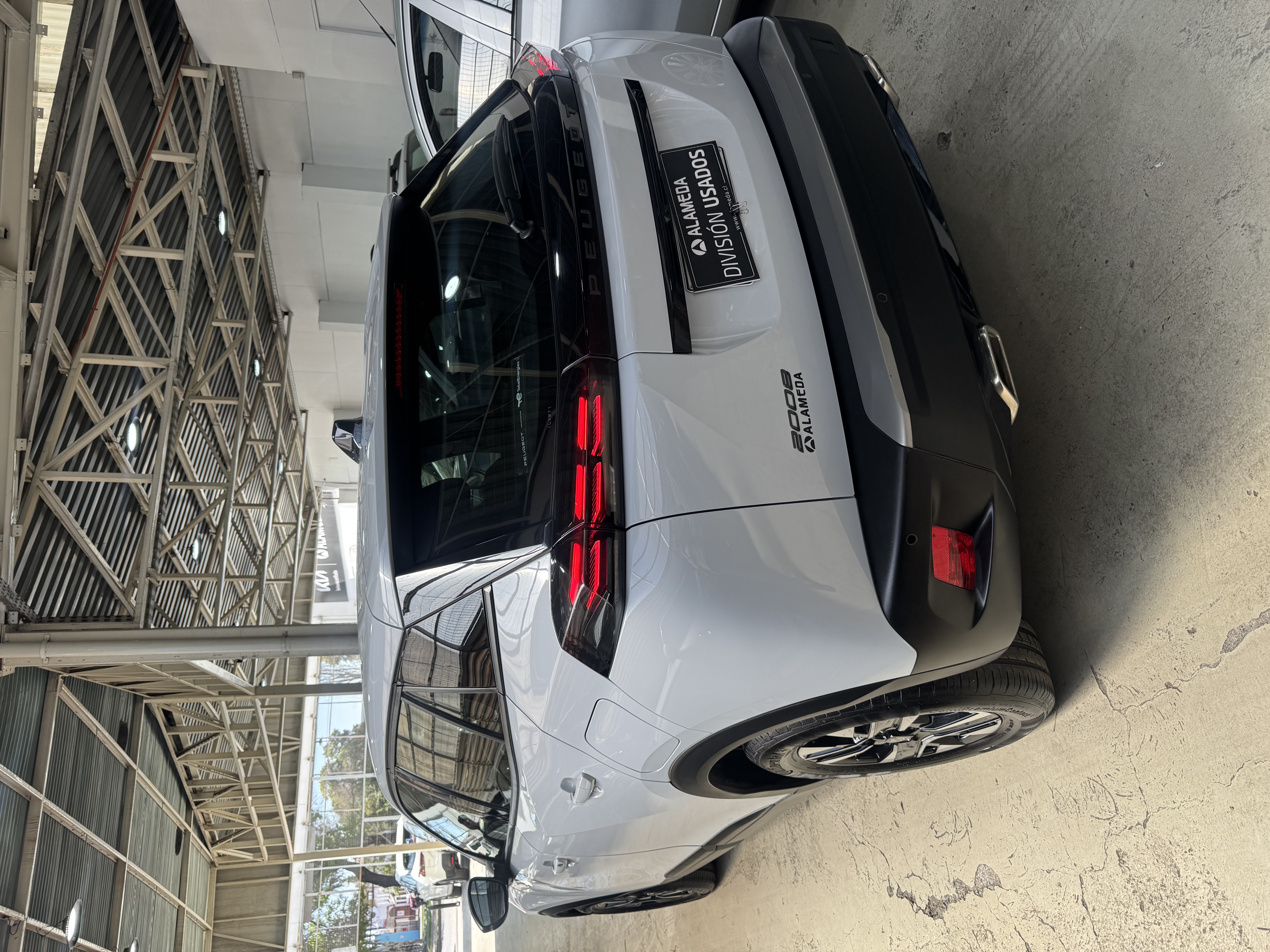 Peugeot Active — foto 6 de 7