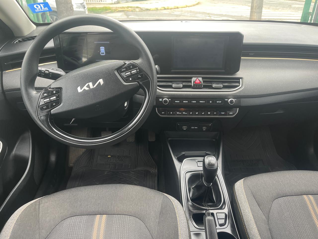 KIA K3 Cross — foto 6 de 7
