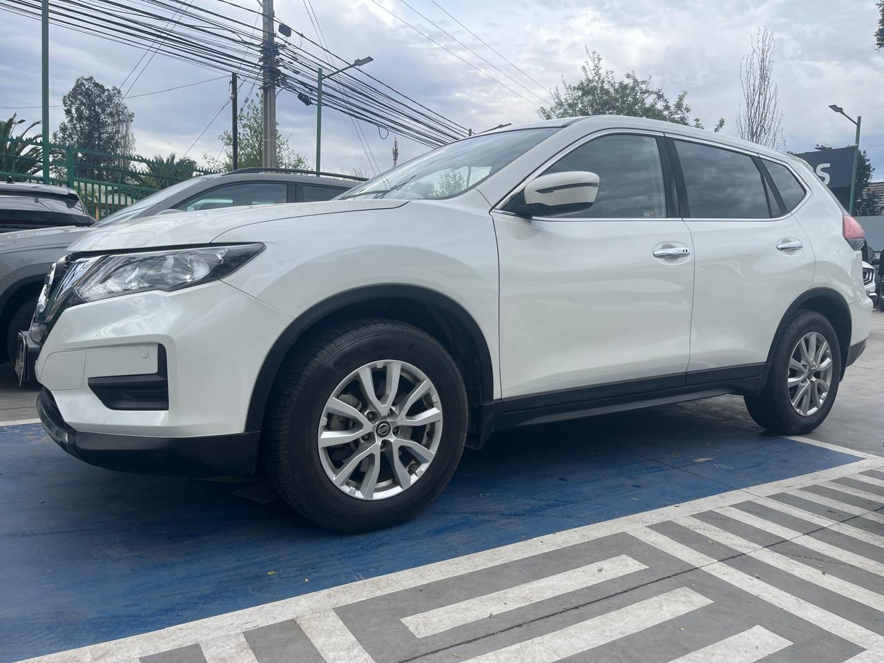 Nissan X-Trail — foto 2 de 6